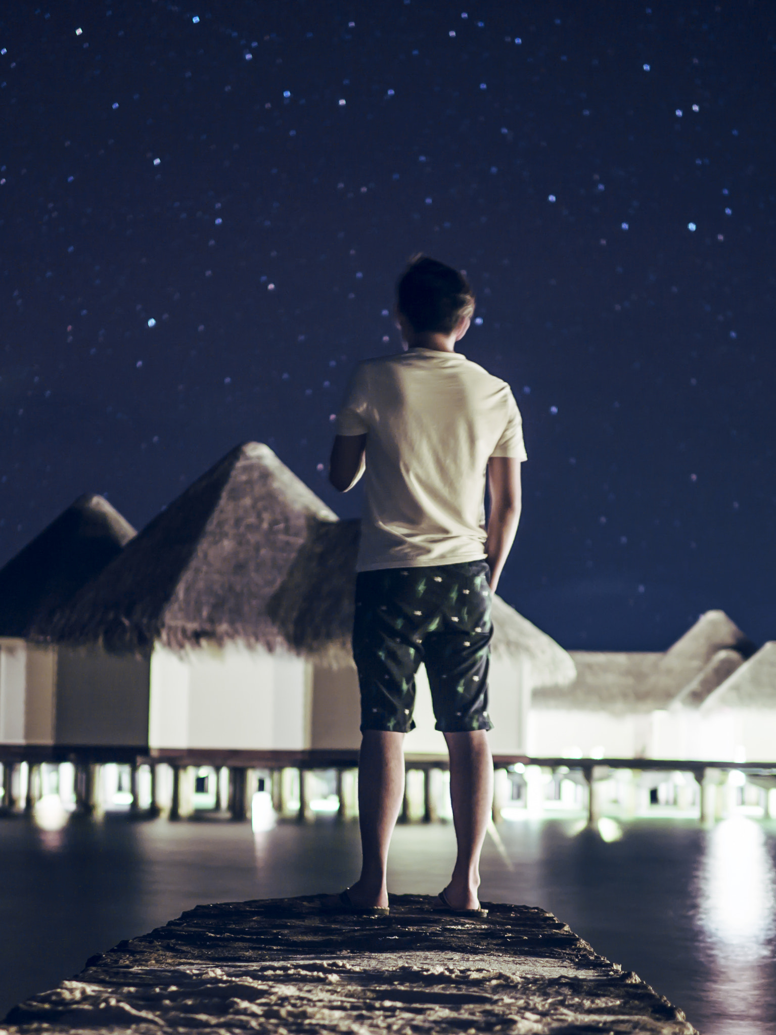 Olympus OM-D E-M10 II + Panasonic Leica DG Summilux 25mm F1.4 II ASPH sample photo. View of my back photography