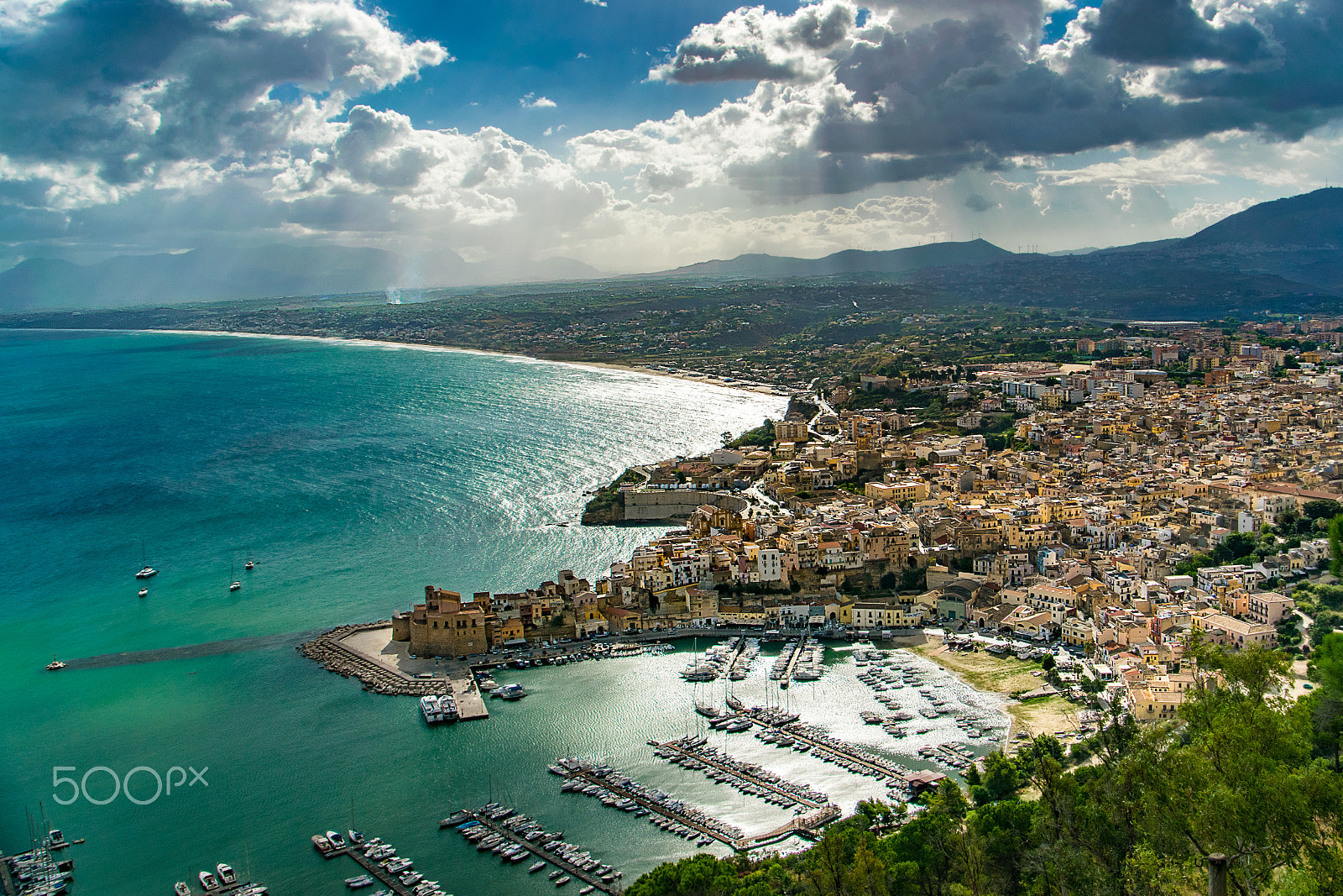 Nikon D3300 + Tamron 18-270mm F3.5-6.3 Di II VC PZD sample photo. Castellammare del golfo photography