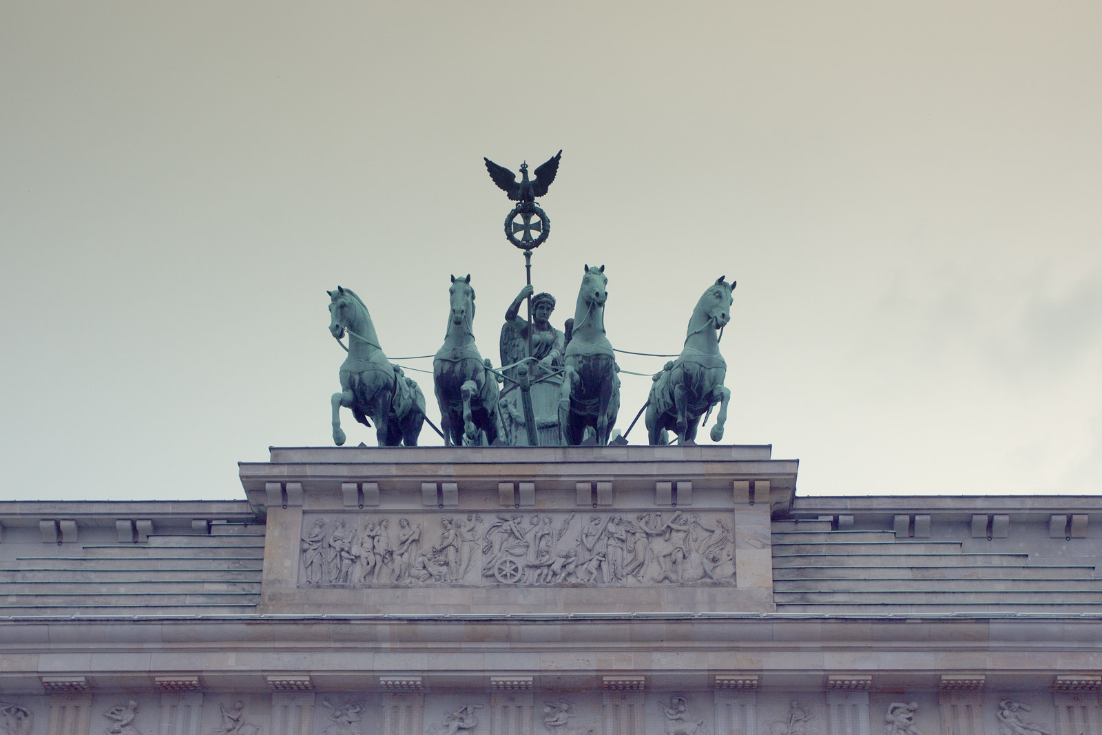 Canon EOS 50D sample photo. Quadriga auf dem brandenburger tor photography