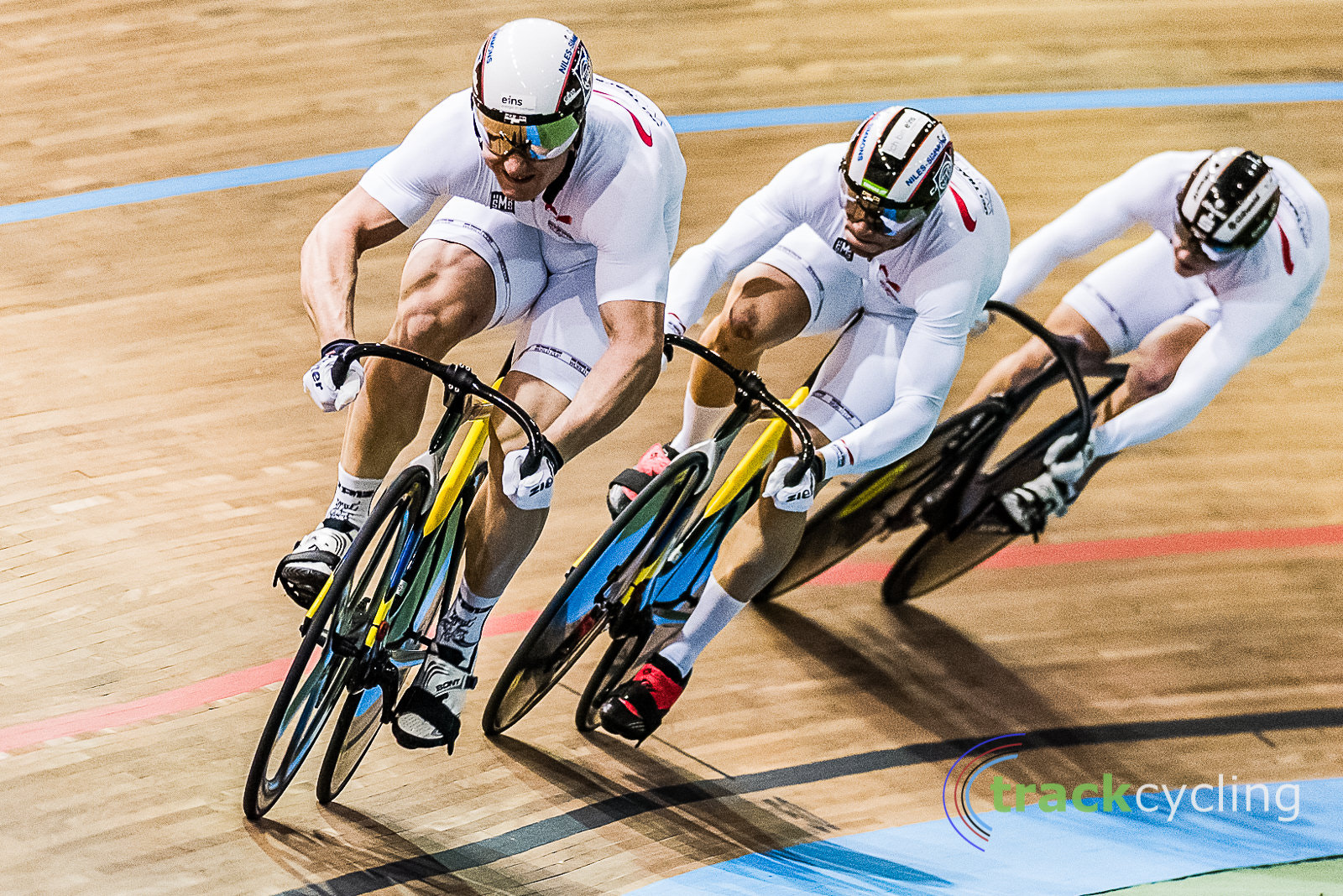 Nikon D810 + Nikon AF-S Nikkor 300mm F4D ED-IF sample photo. Uci track world cup series 2014-15 round iii - cali colombia -friday photography