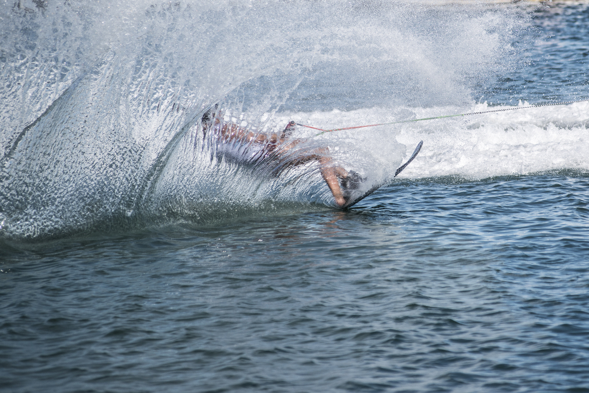 Nikon AF-Nikkor 80-200mm F2.8D ED sample photo. Waterskiing photography