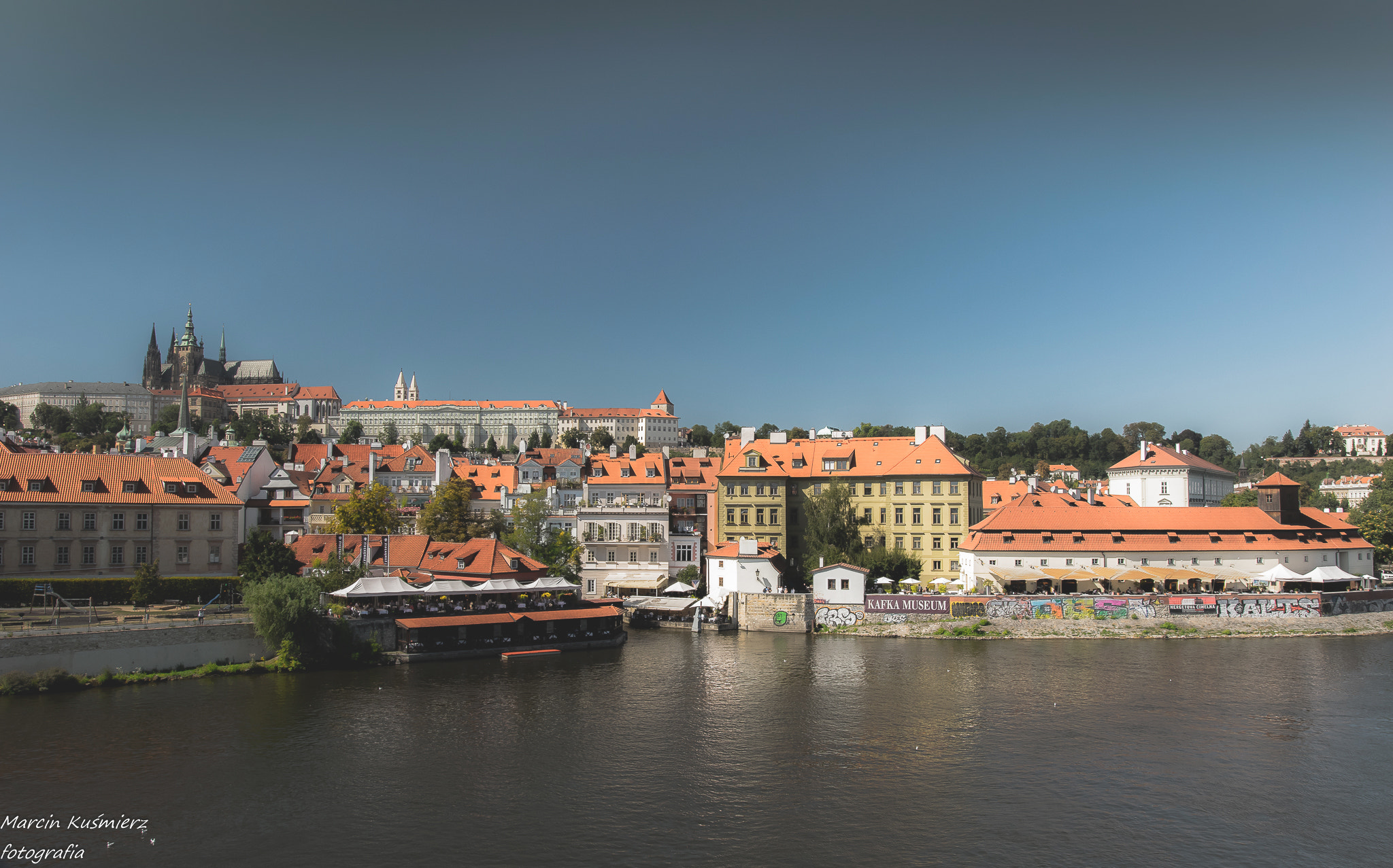Nikon D3300 + Sigma 18-35mm F1.8 DC HSM Art sample photo. Praha. photography