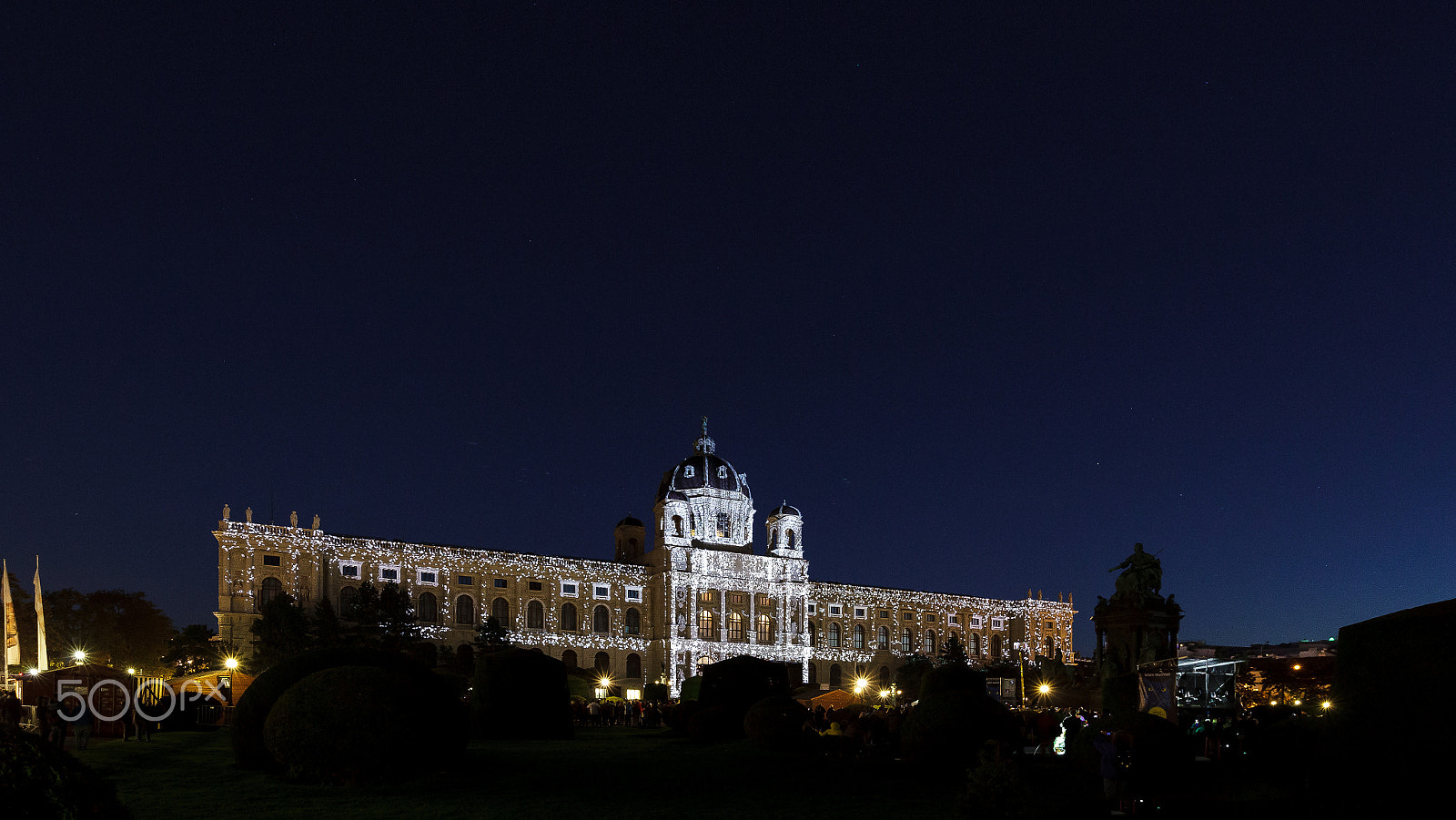 Canon TS-E 17mm F4L Tilt-Shift sample photo. Wien leuchtet px photography