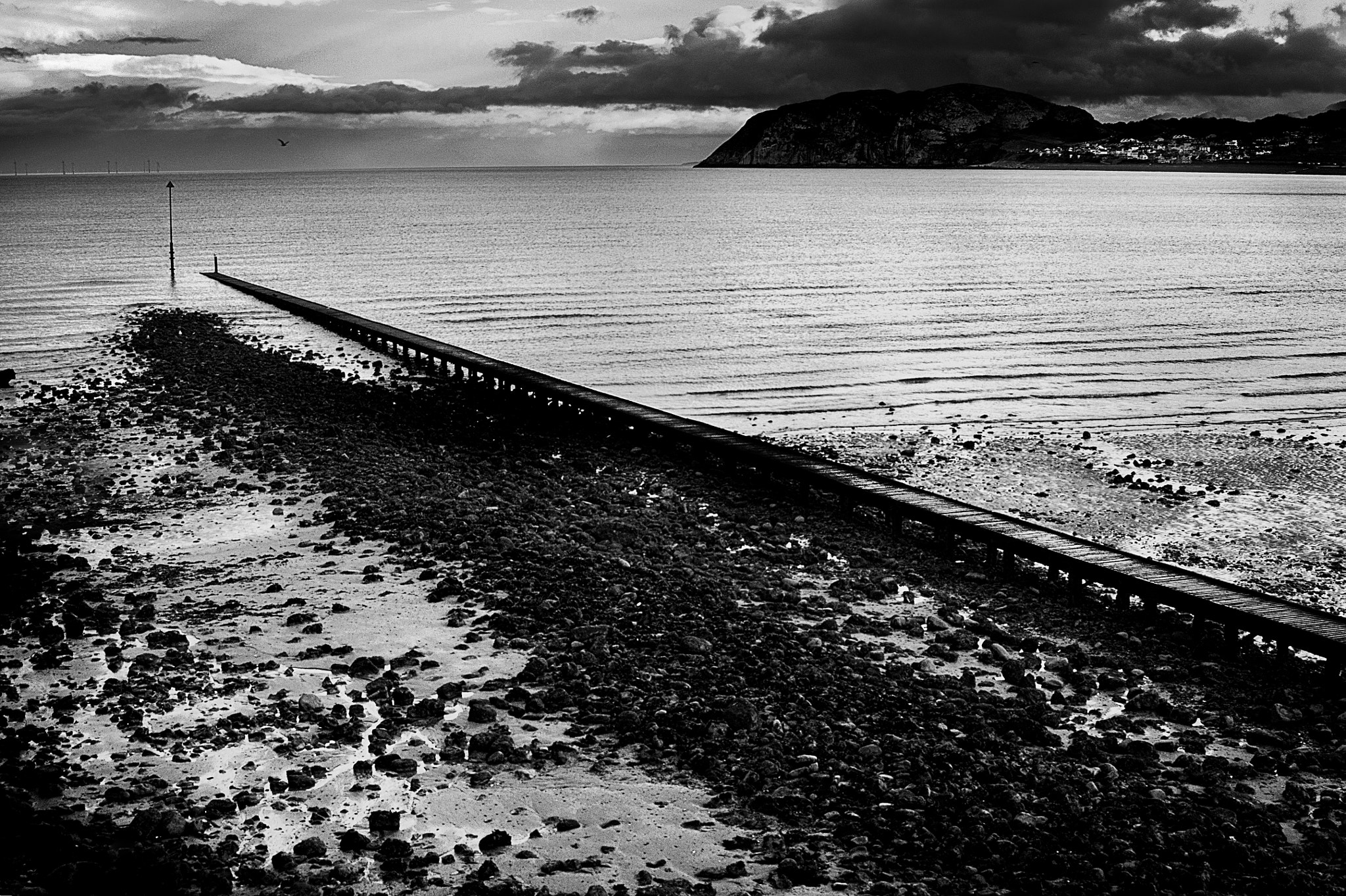 Minolta AF 28-80mm F3.5-5.6 II sample photo. Llandudno photography