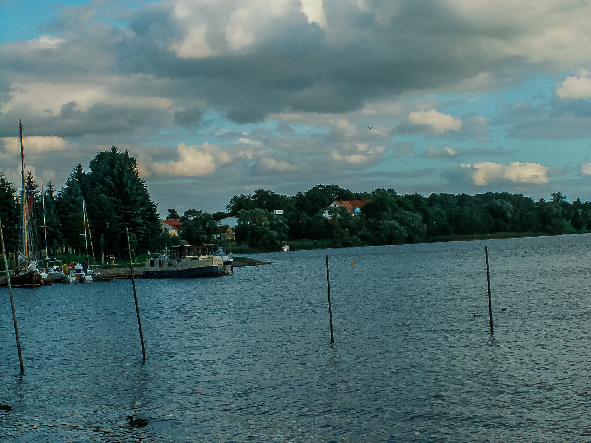 KONICA MINOLTA DiMAGE Z5 sample photo. Mazury photography