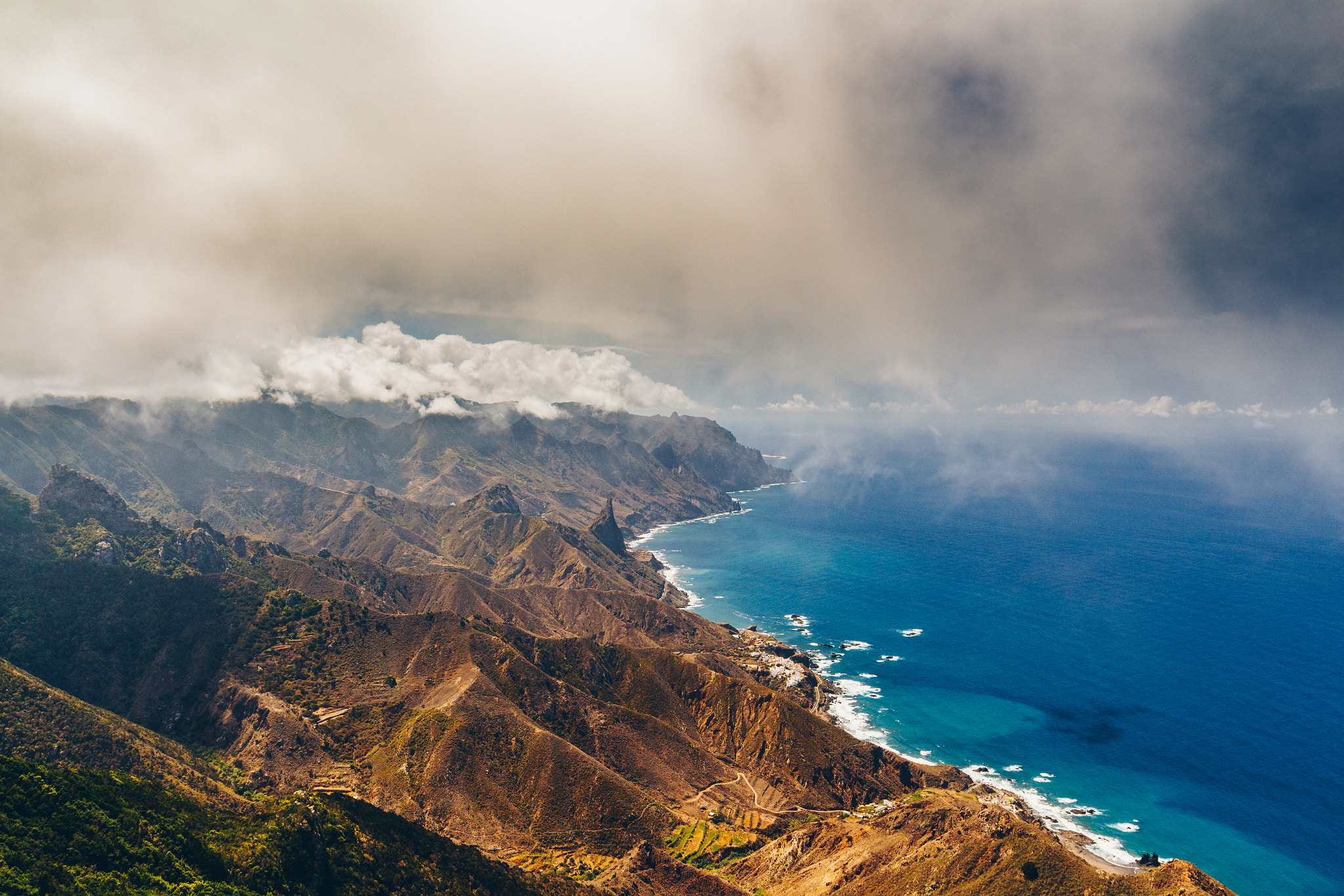 Canon EF 16-35mm F4L IS USM sample photo. Anaga mountains, taganana, tenerife photography