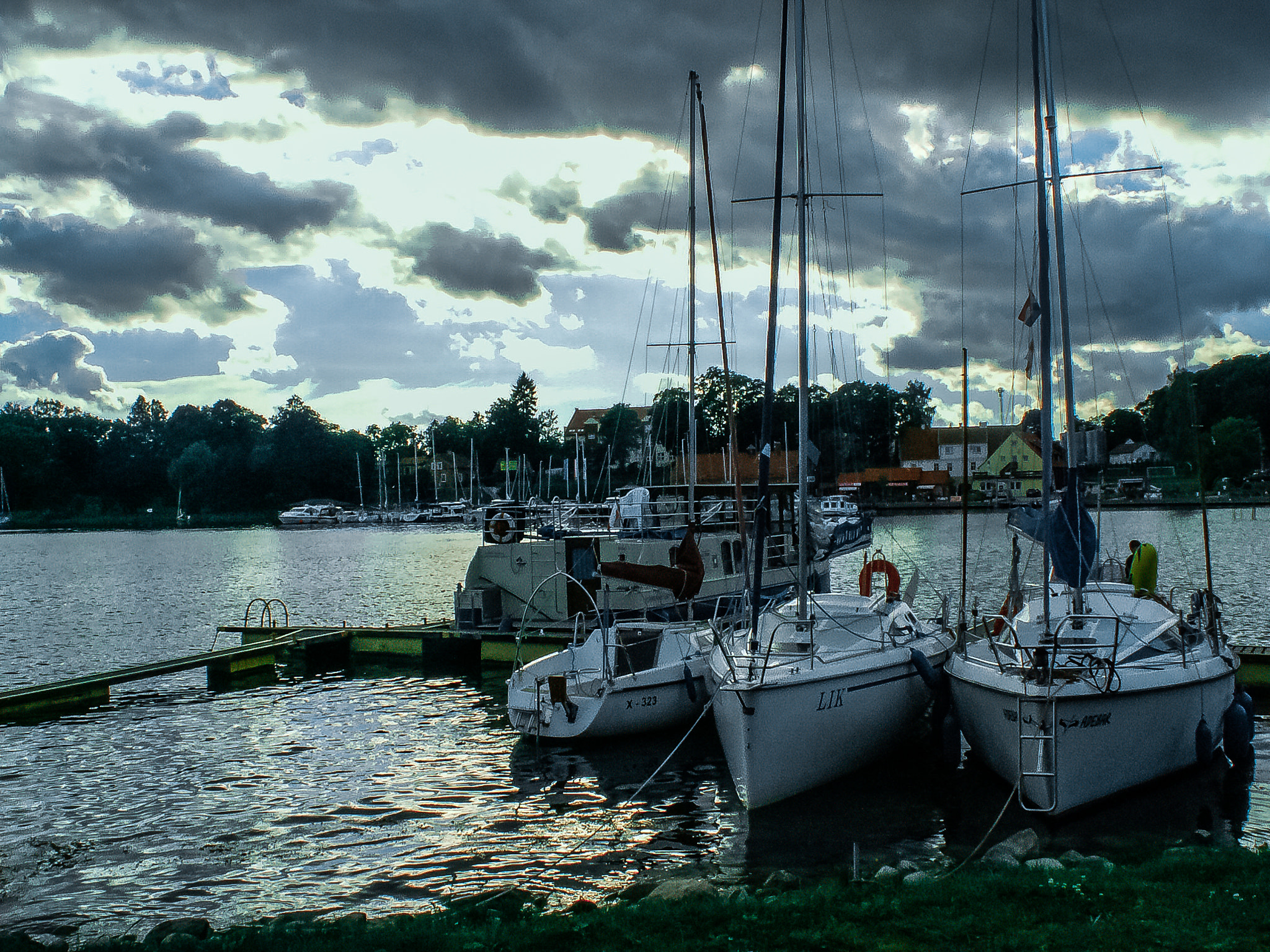 KONICA MINOLTA DiMAGE Z5 sample photo. Mazury photography