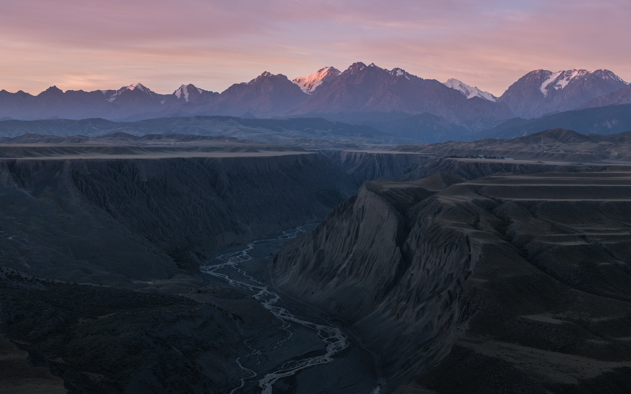 Nikon D800E + Nikon AF-S Nikkor 35mm F1.4G sample photo. Anjihai canyon photography