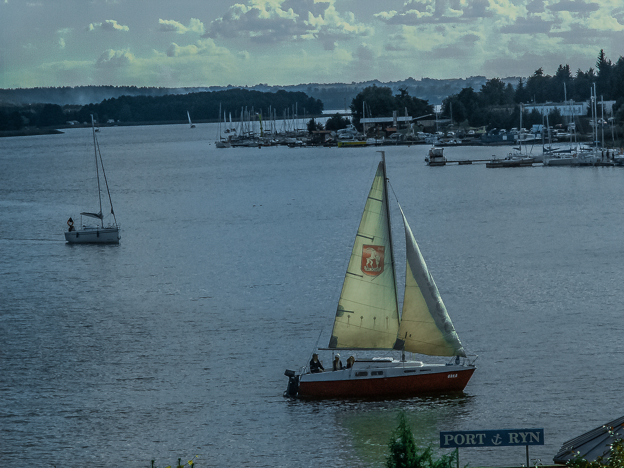 KONICA MINOLTA DiMAGE Z5 sample photo. Mazury photography
