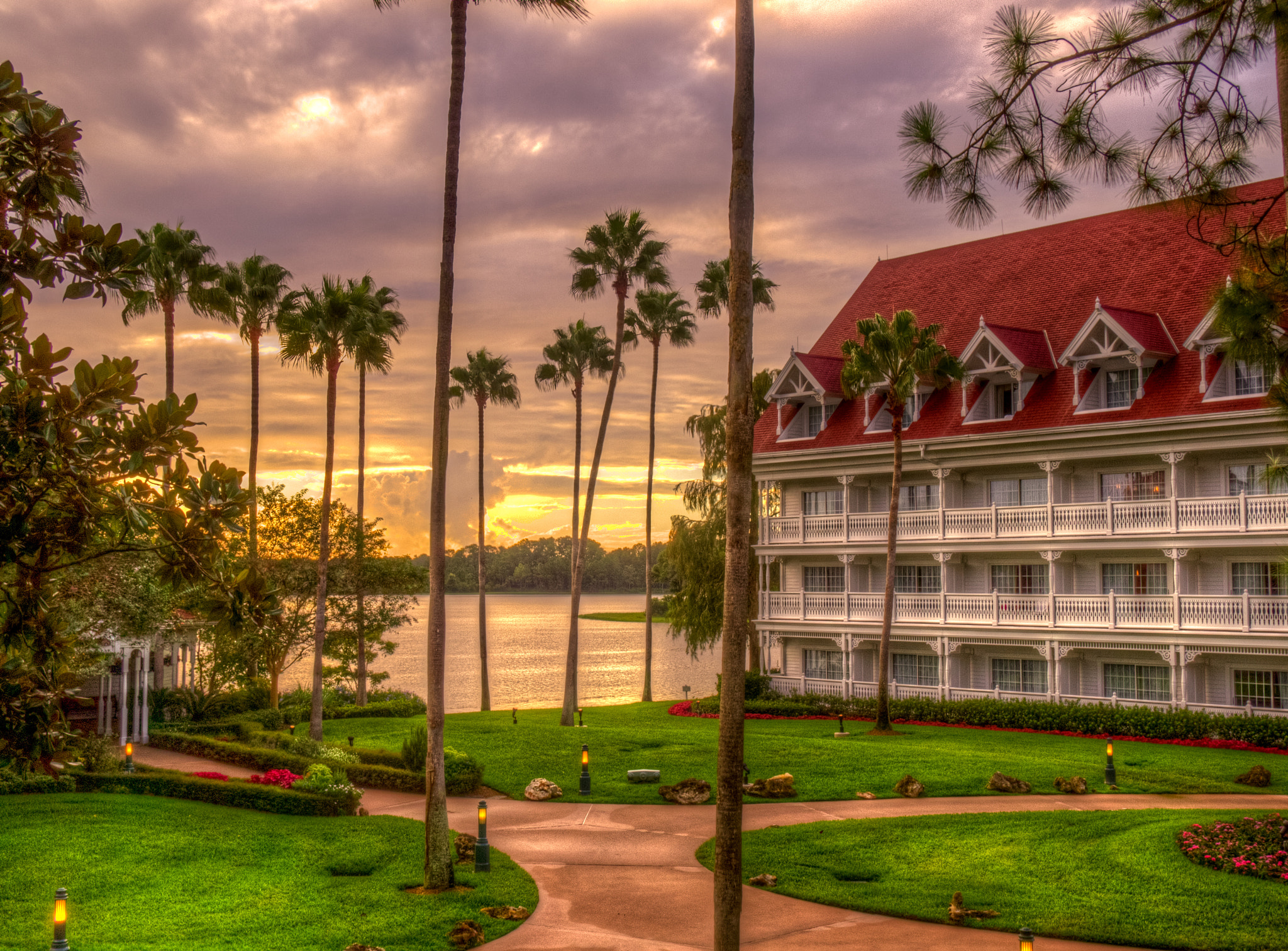 Olympus M.Zuiko Digital 14-42mm F3.5-5.6 II sample photo. Grand floridian  photography