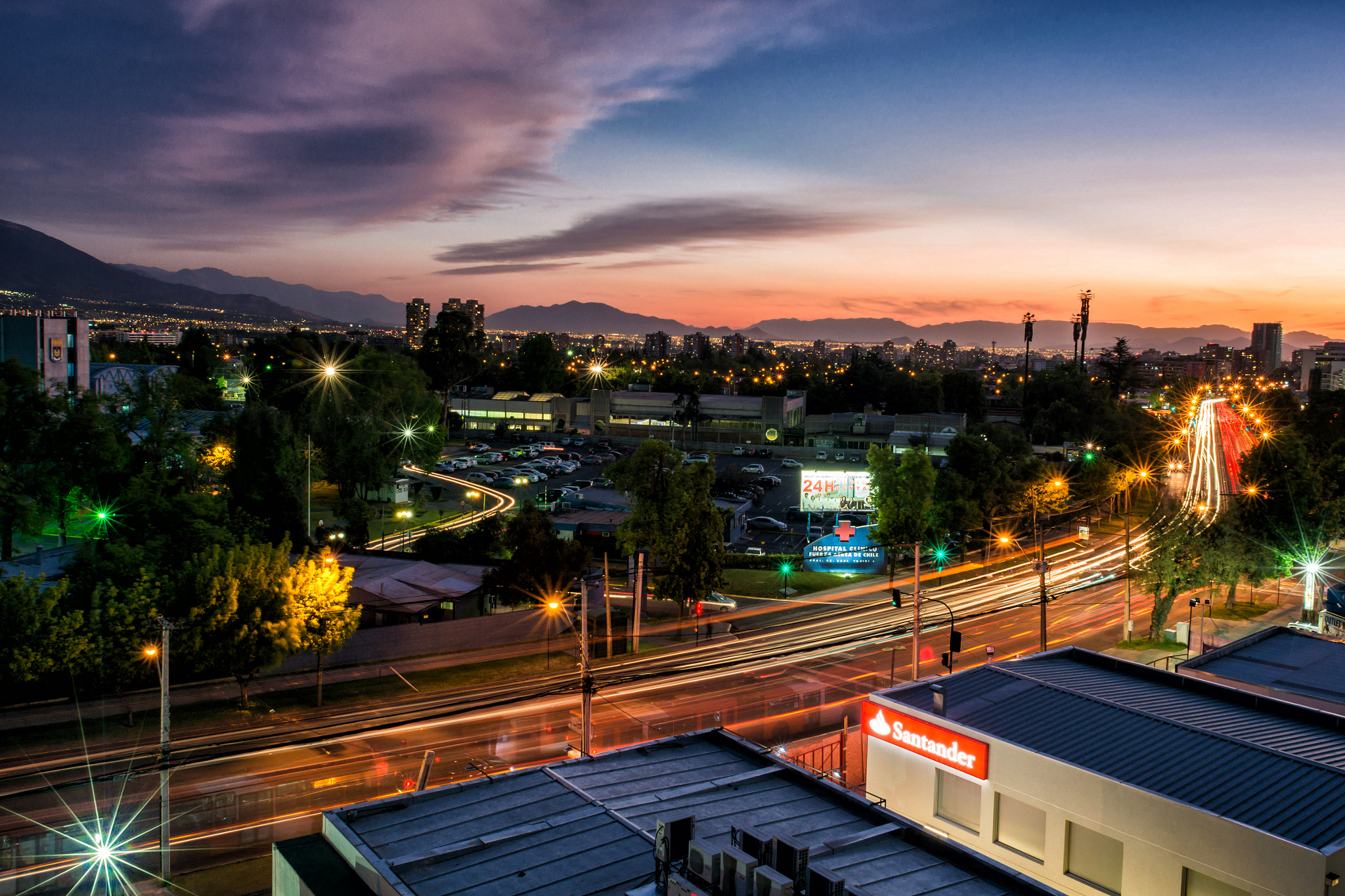 Nikon D7100 + Nikon AF Nikkor 20mm F2.8D sample photo. Santiago sunset photography