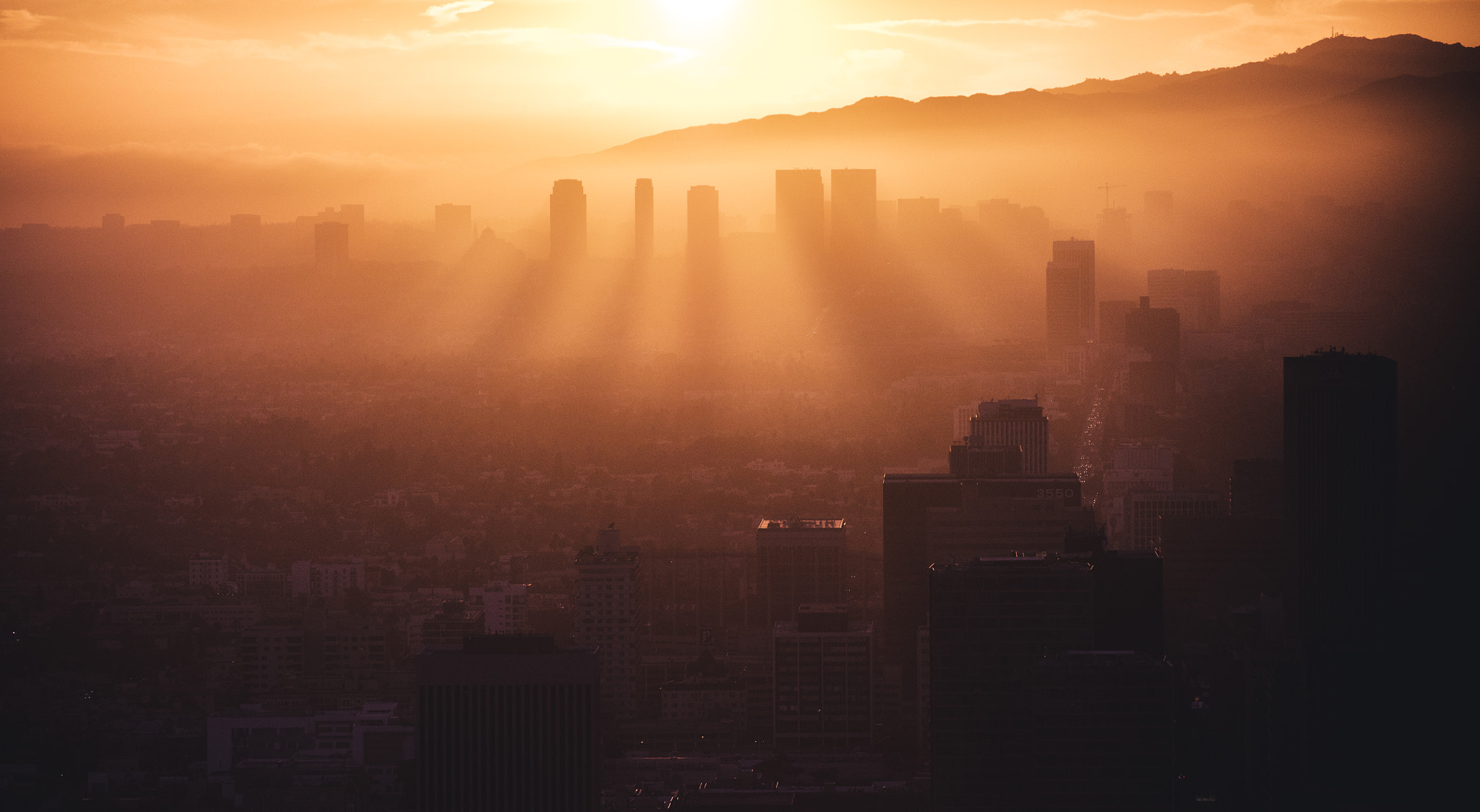 Canon EF 70-200mm F2.8L USM sample photo. Sunset flying la photography