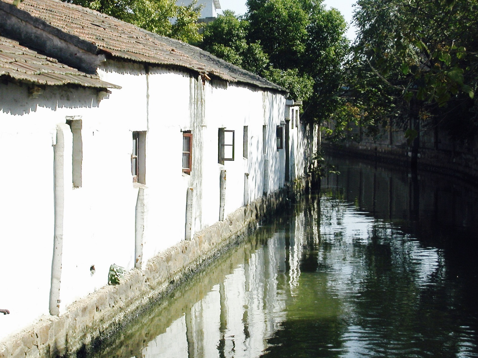 Nikon E2500 sample photo. The river (old suzhou i pictured in 2002)... @h@ photography