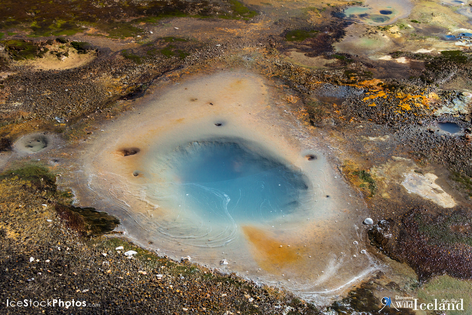 Sigma 18-200mm f/3.5-6.3 DC OS sample photo. Discover wild iceland fumarole in the highlands photography