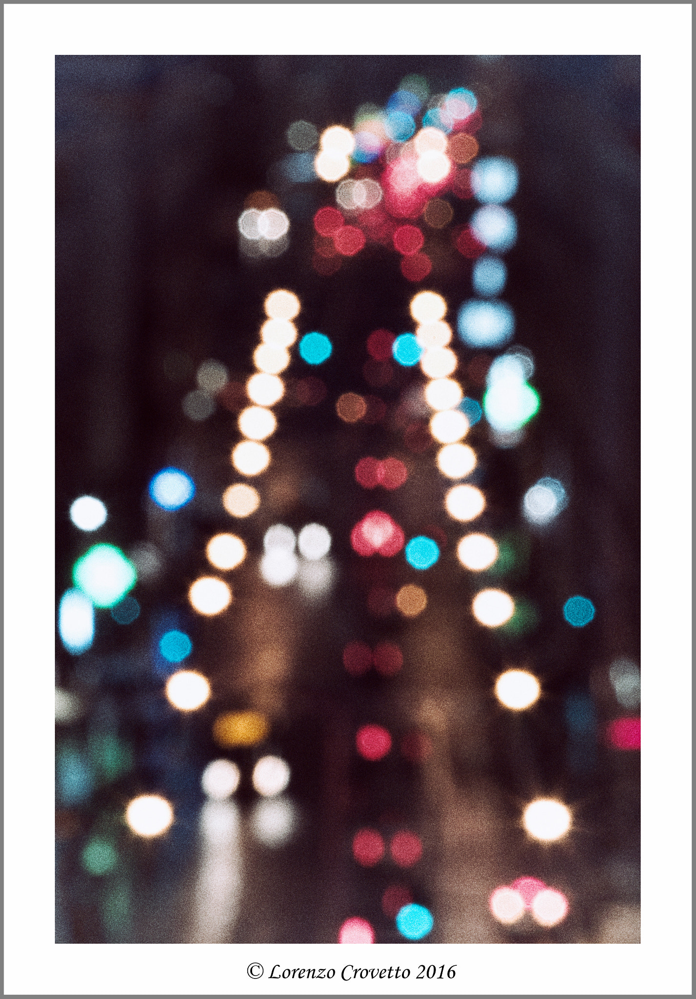 AF Zoom-Nikkor 80-200mm f/2.8 ED sample photo. Street life, it's the only life i know... photography
