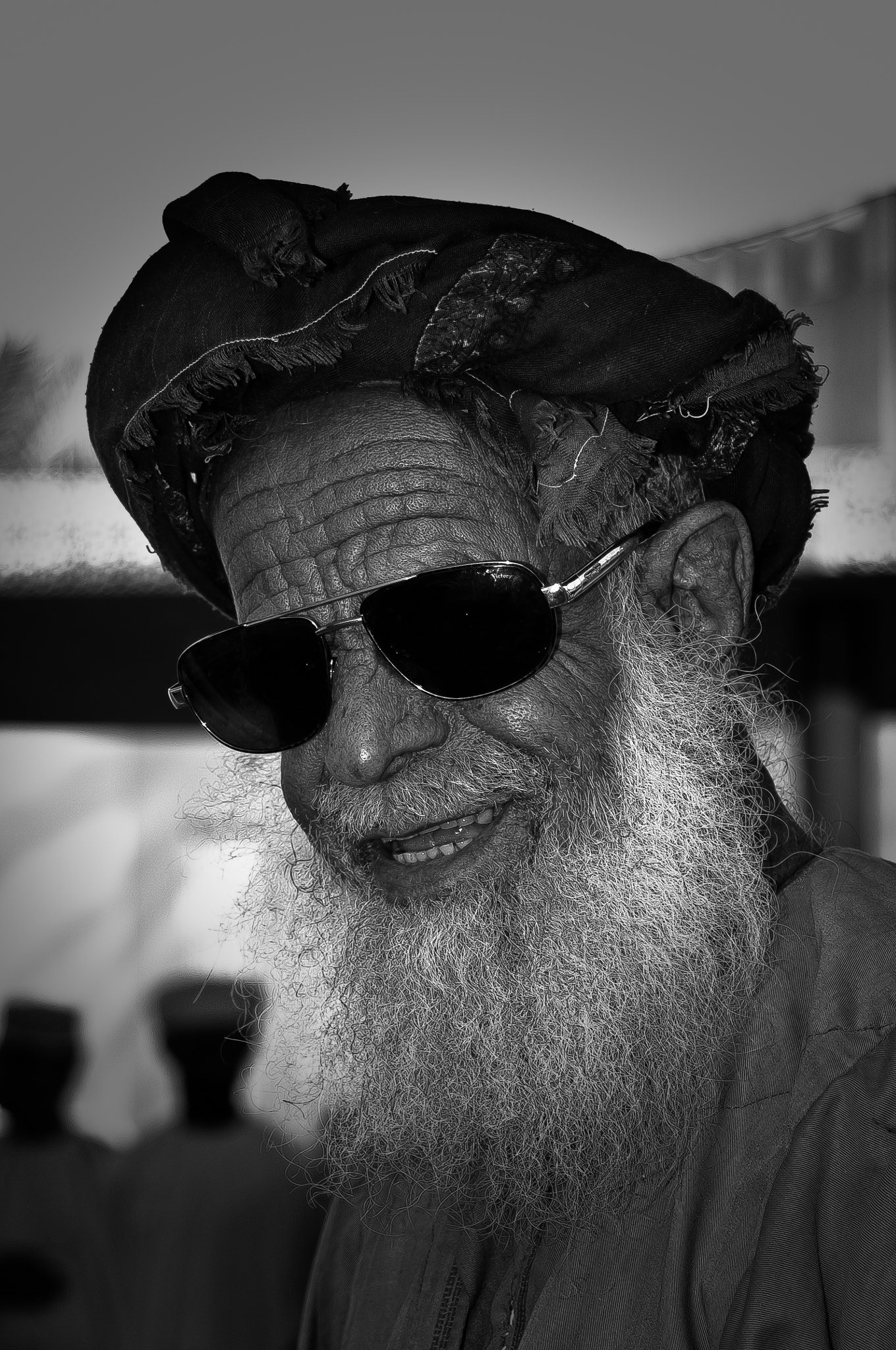 AF Zoom-Nikkor 24-120mm f/3.5-5.6D IF sample photo. Light through beard photography