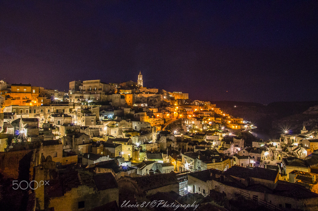 Sony Alpha DSLR-A580 + Tamron SP 24-70mm F2.8 Di VC USD sample photo. Matera by night photography