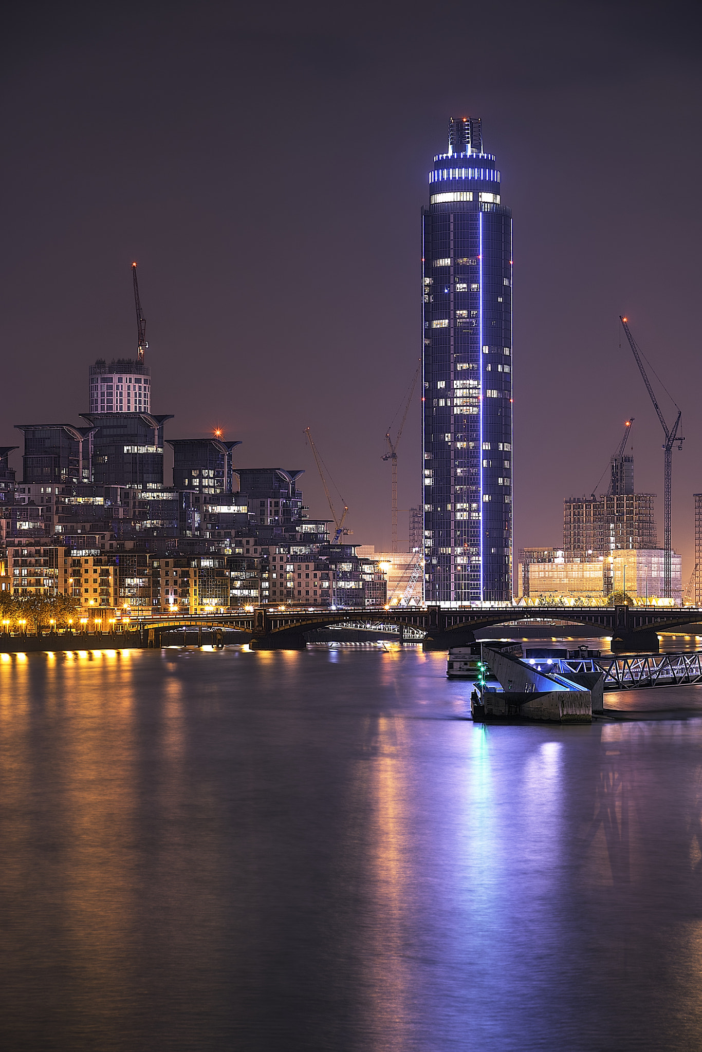 Sony a7 II + Tamron 18-270mm F3.5-6.3 Di II PZD sample photo. Vauxhall tower photography