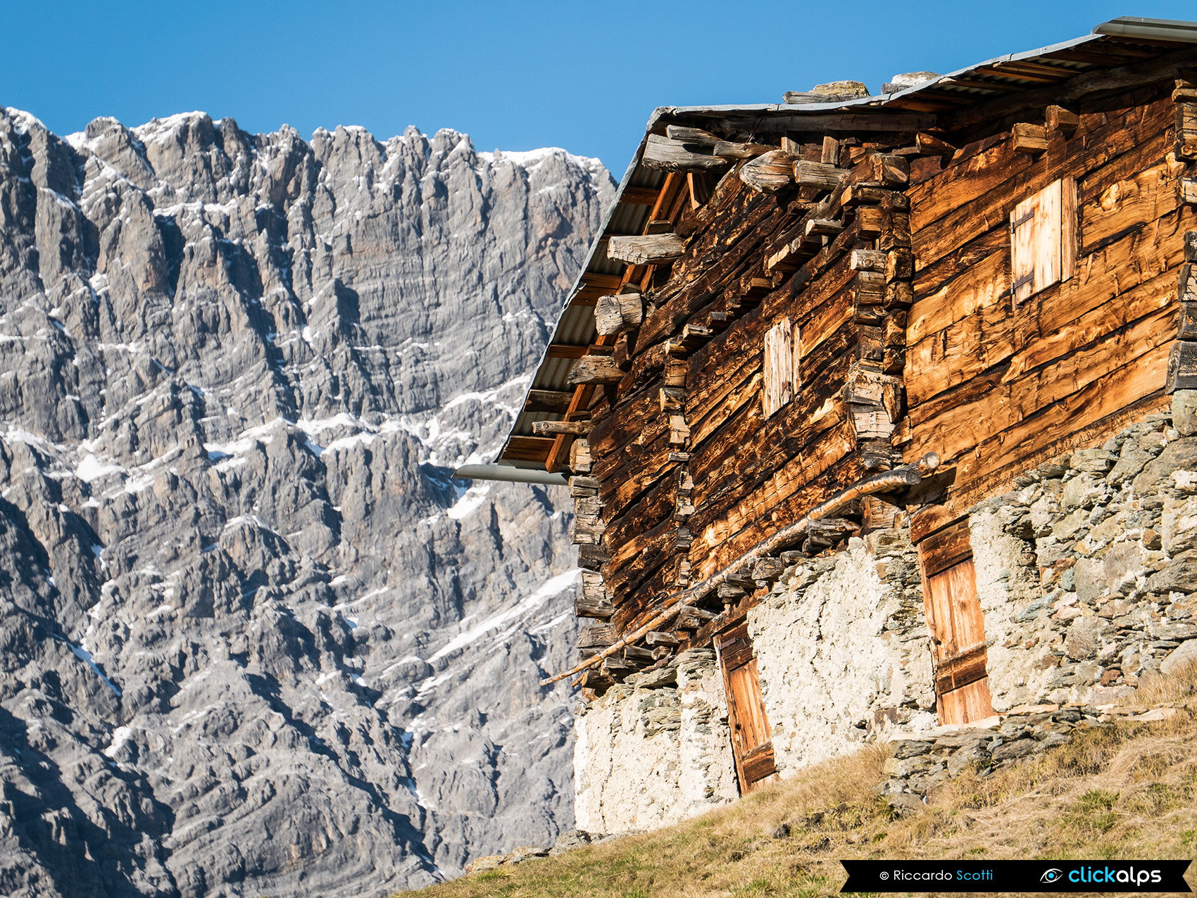 Panasonic Lumix DMC-GM1 + LUMIX G VARIO 35-100/F4.0-5.6 sample photo. Ancient alpine hut at alpe cavallaro photography