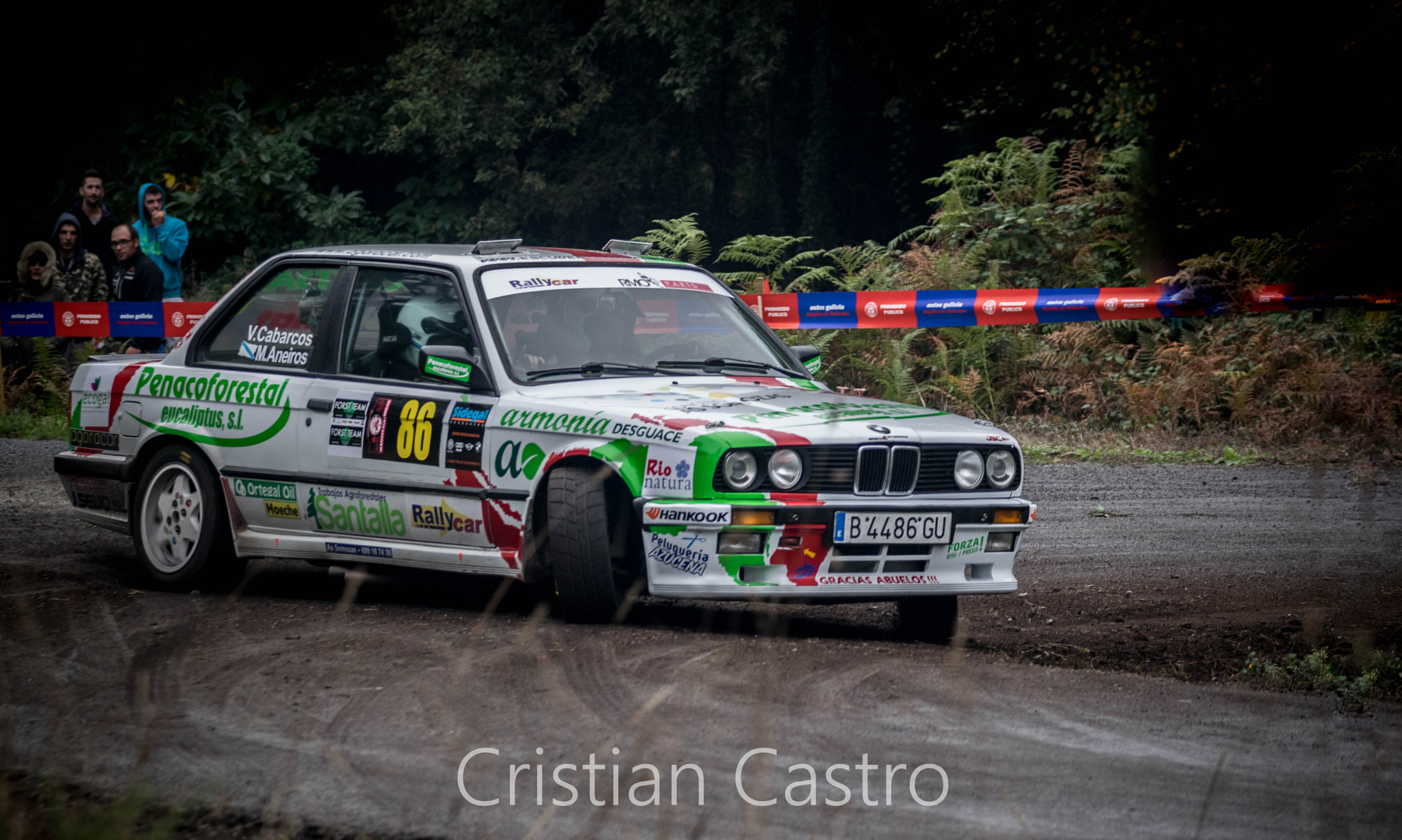 Sigma 70-200mm F2.8 EX DG OS HSM sample photo. Old e30 style photography