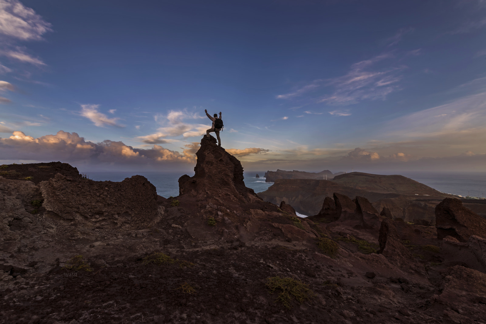 Sigma 12-24mm F4.5-5.6 II DG HSM sample photo. Touching the blue sky photography