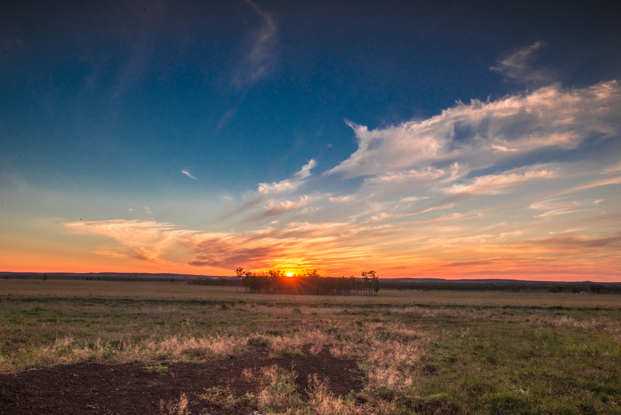 Sigma 28mm F1.8 EX DG Aspherical Macro sample photo. Sunset photography