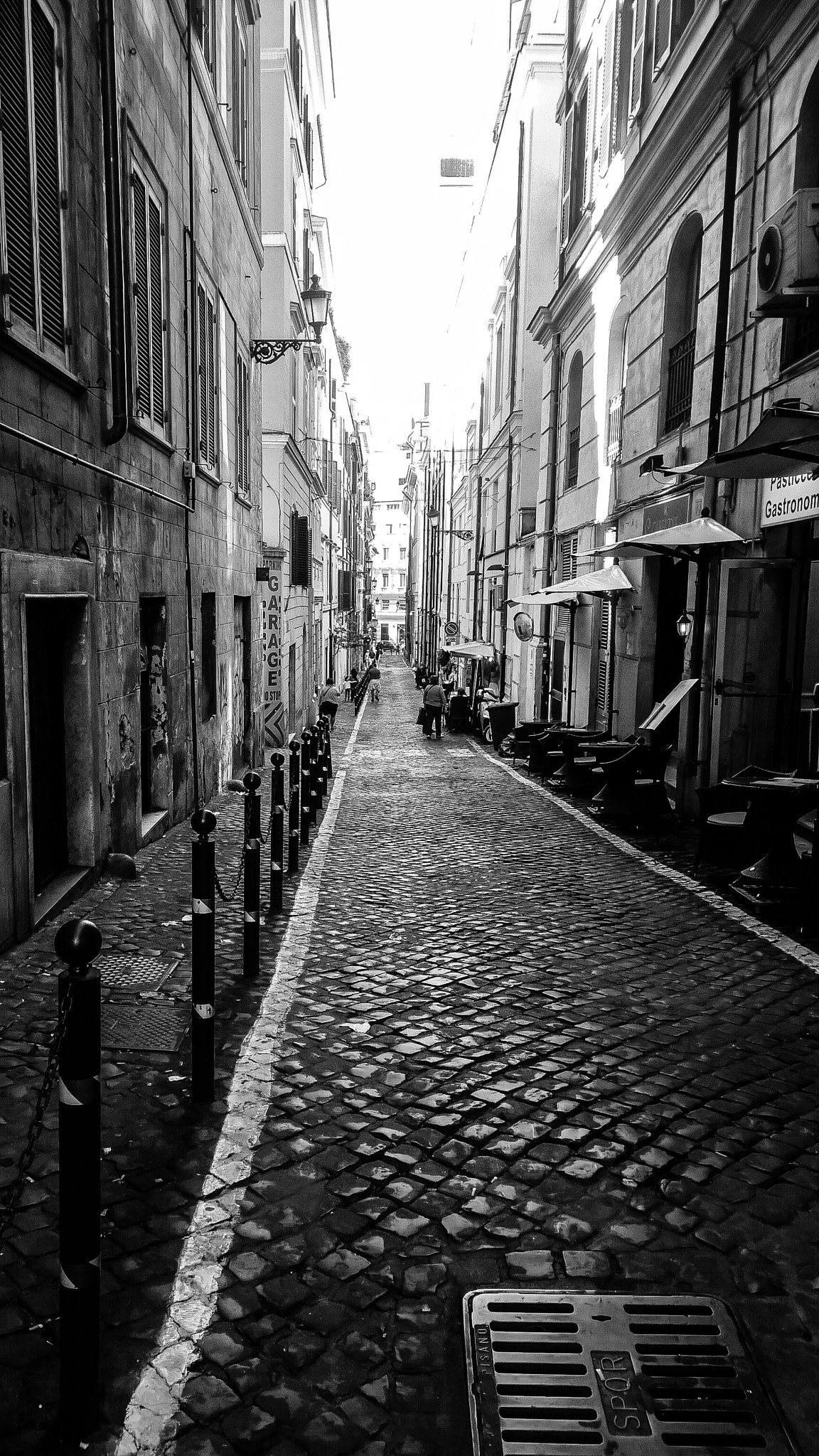 Nokia Lumia 1520 sample photo. Exile to the main street photography