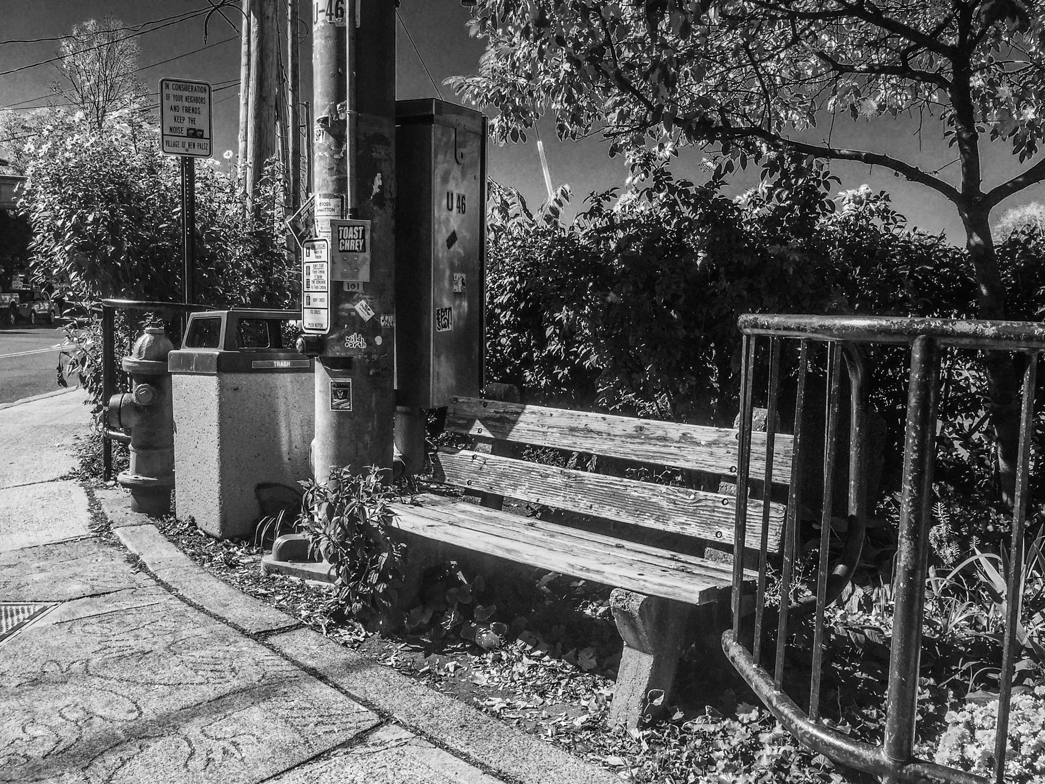 Hipstamatic 322 sample photo. Curbside bench photography