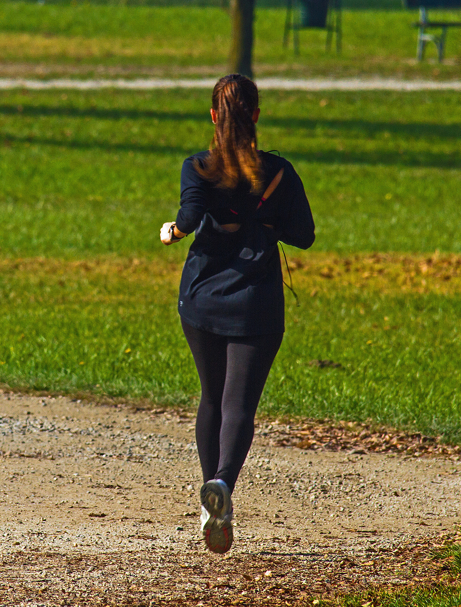 Canon EF 35-350mm F3.5-5.6L USM sample photo. Runaway girl photography