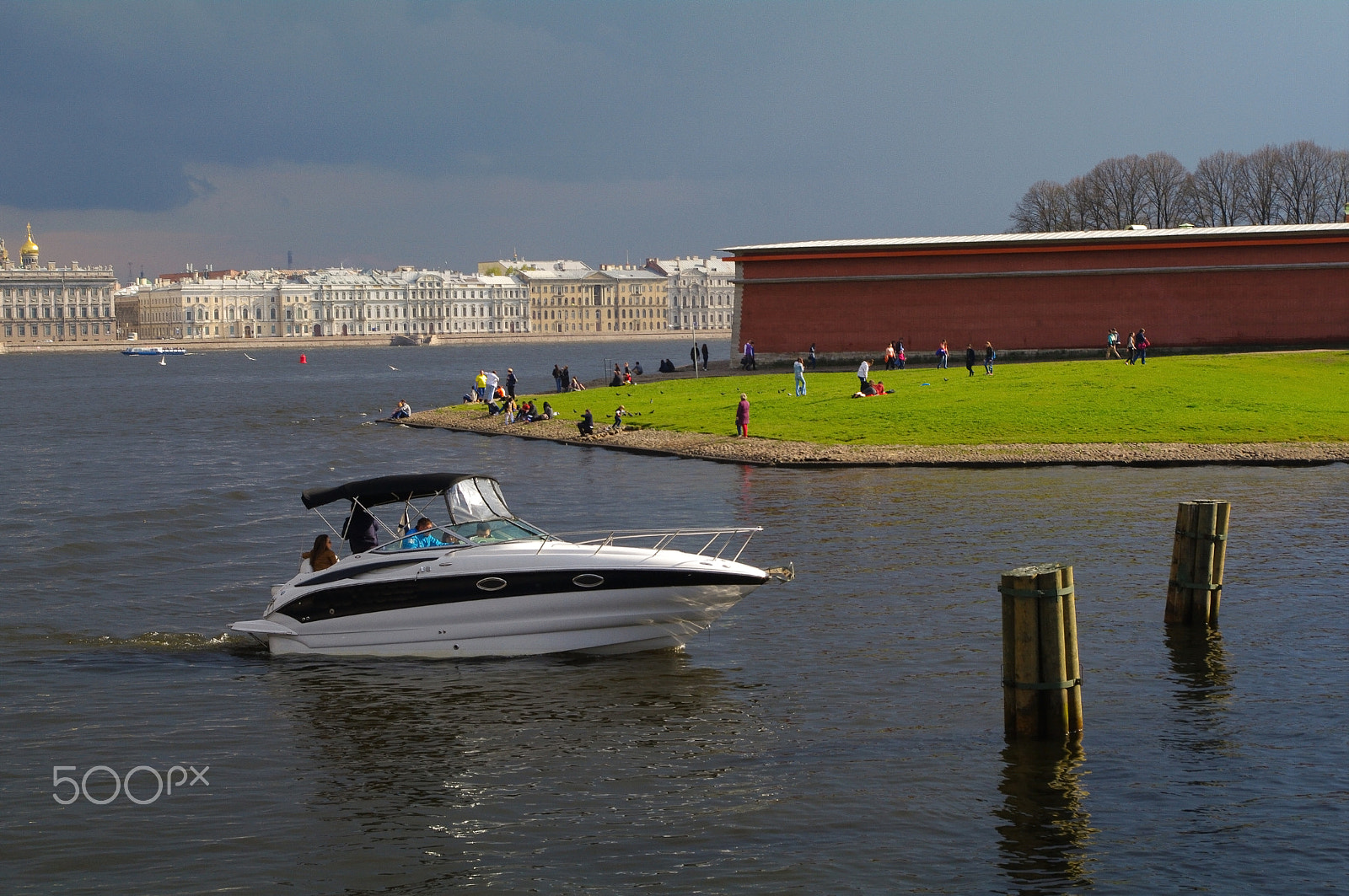 Pentax K-7 sample photo. Modern boat in neva river, saint - petersburg, russia photography