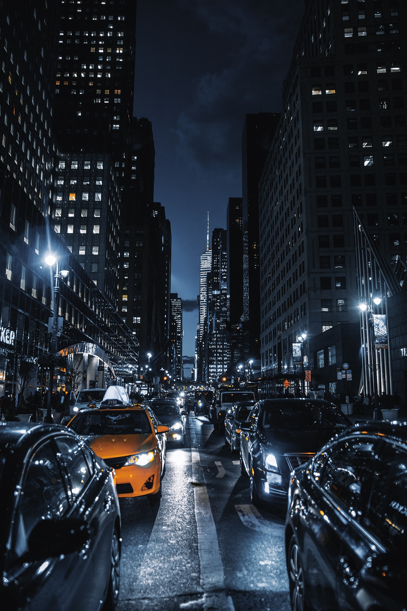Sigma 18-35mm f/1.8 DC HSM sample photo. Love the streets of new york! photography
