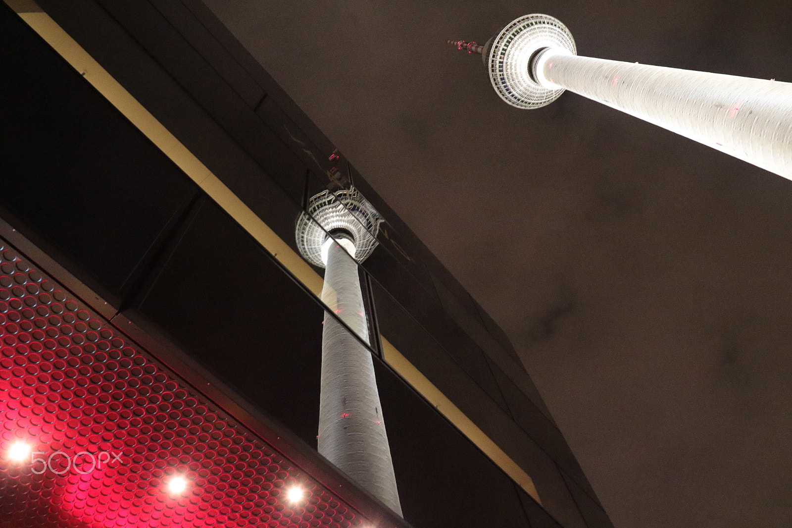 Canon EF 16-35mm F4L IS USM sample photo. Berlin alexanderplatz photography