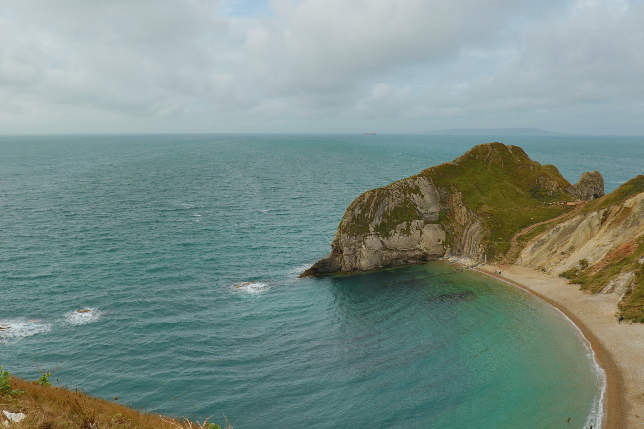 Canon EF 16-35mm F4L IS USM sample photo. Man-o-war-bay photography