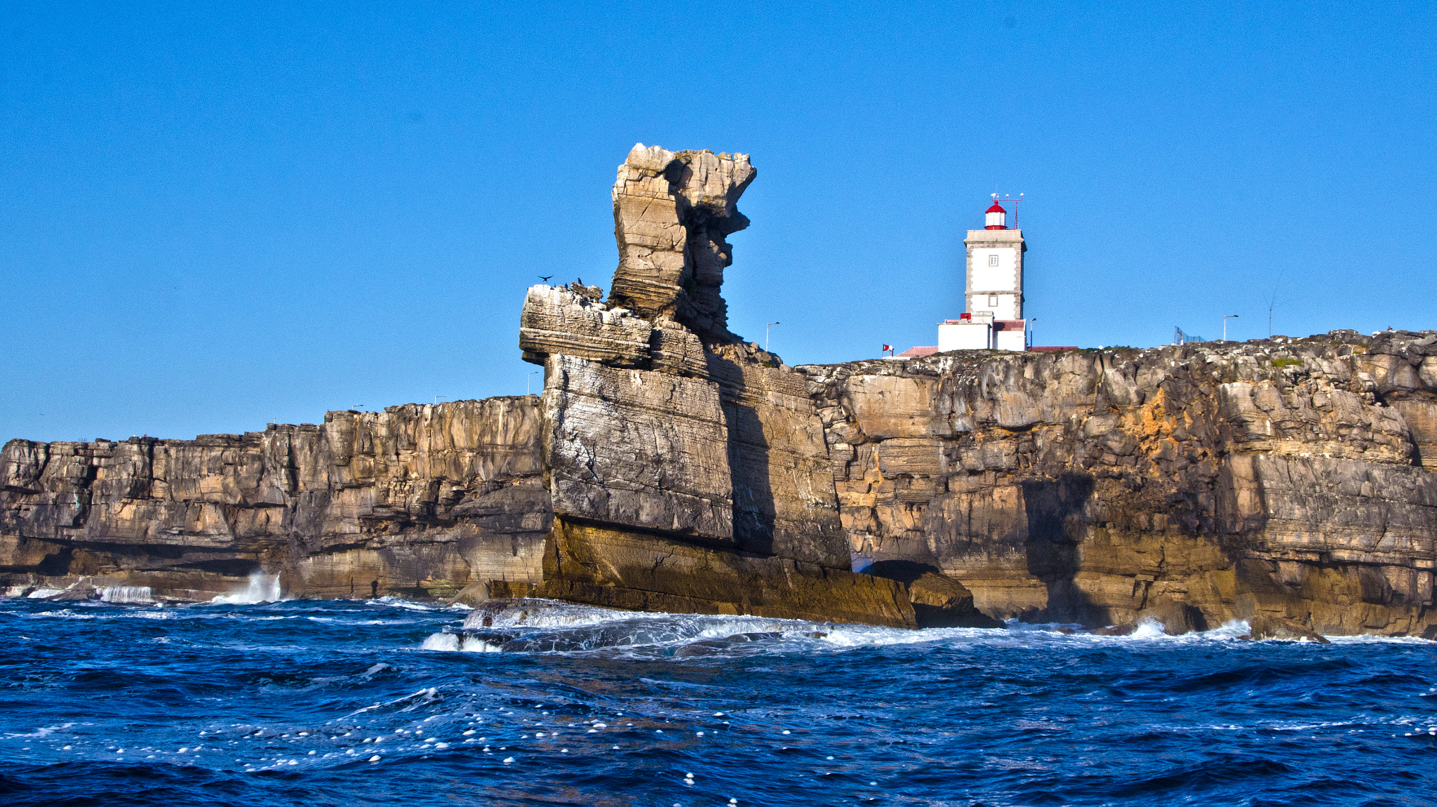 Nikon D5100 + Sigma 18-250mm F3.5-6.3 DC OS HSM sample photo. Carvoeiro cape photography