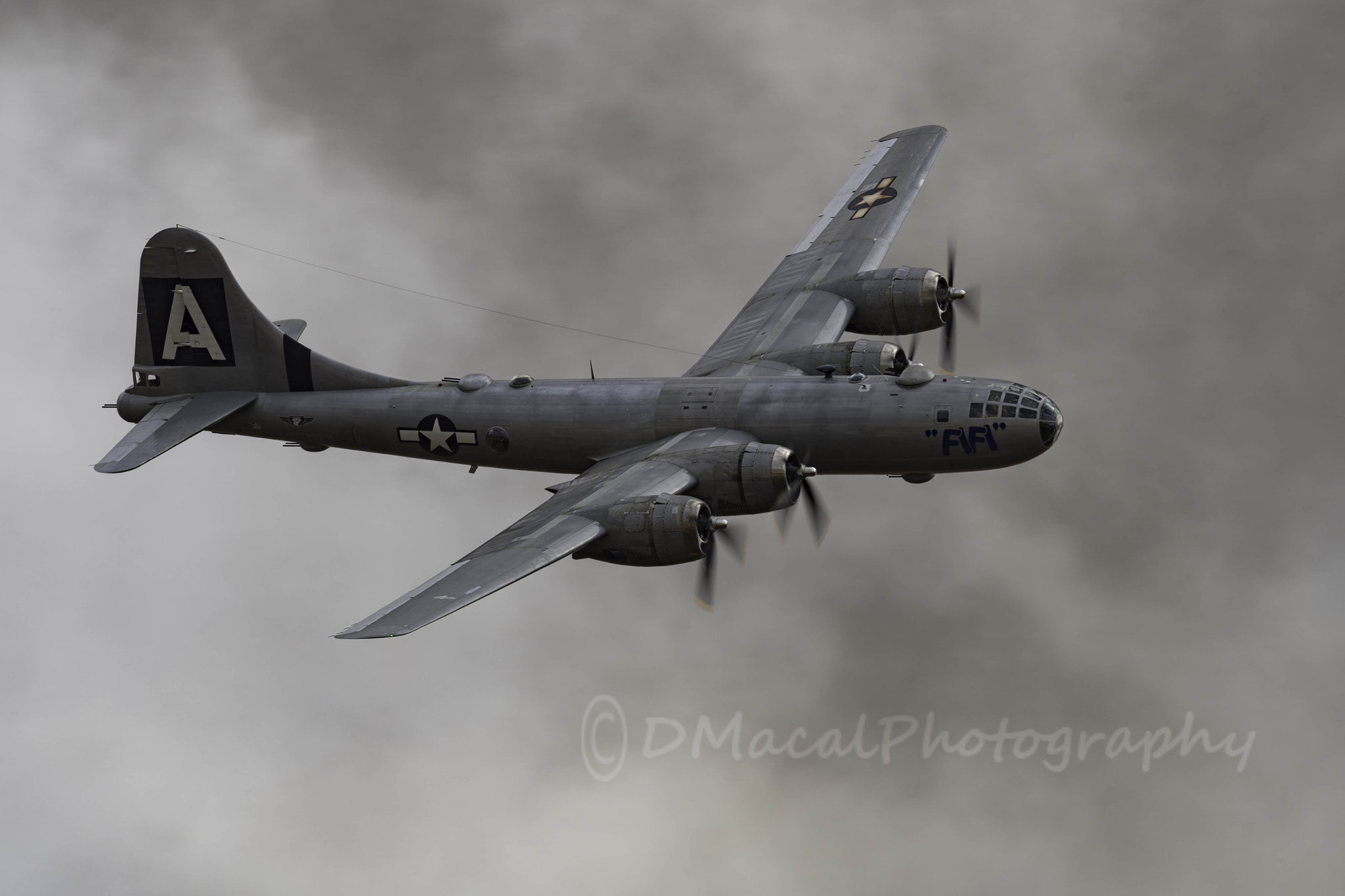 Nikon AF-S Nikkor 70-200mm F4G ED VR sample photo. Fifi in the sky photography