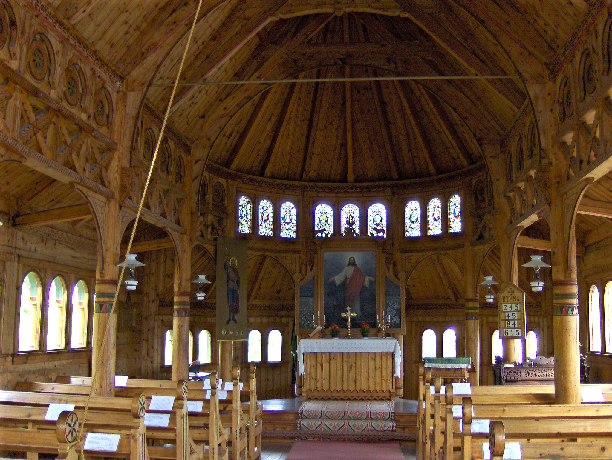 HP PHOTOSMART R927  (V01.00) sample photo. Balestrand interior stave church photography