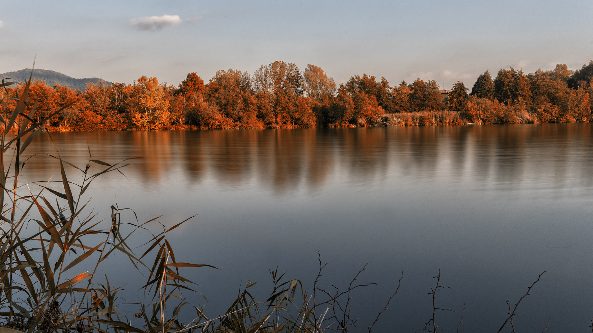 Tamron 18-270mm F3.5-6.3 Di II PZD sample photo. Reflections photography