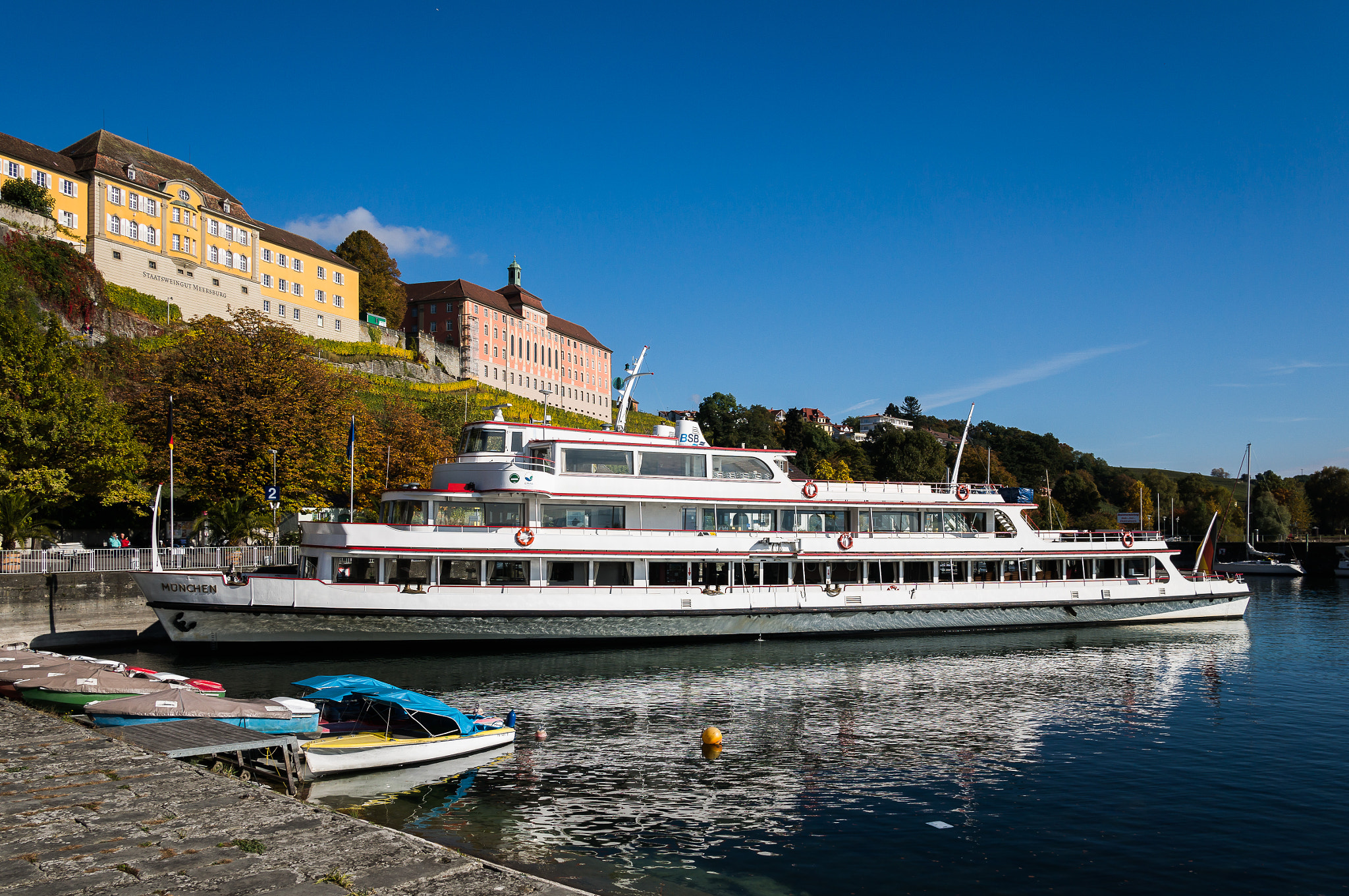 Sony Alpha NEX-6 + Sigma 19mm F2.8 EX DN sample photo. Meersburg iii photography