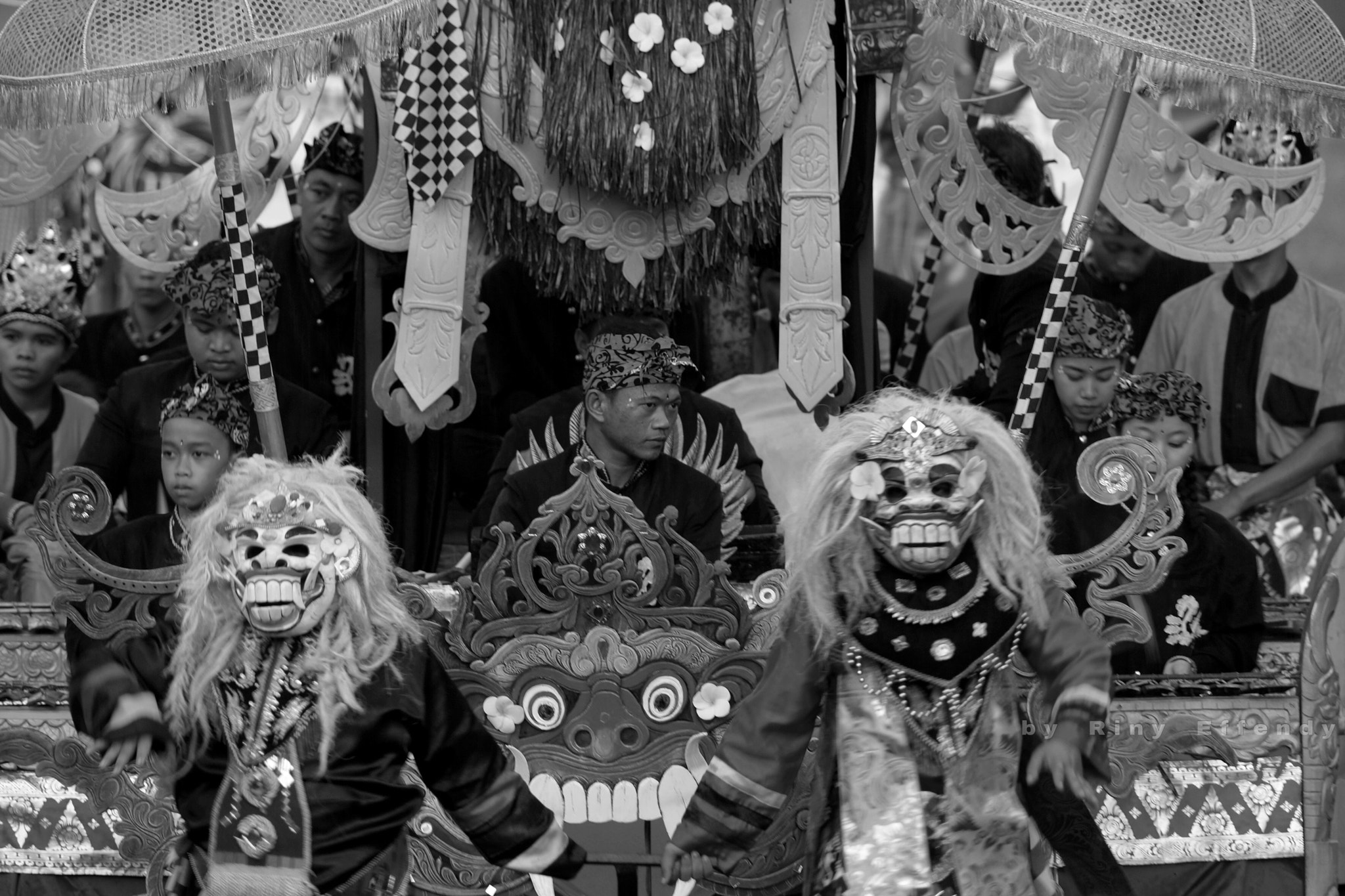 Sony SLT-A77 + Minolta/Sony AF 70-200mm F2.8 G sample photo. Bali culture @jember fashion carnaval-15, 20160828 photography