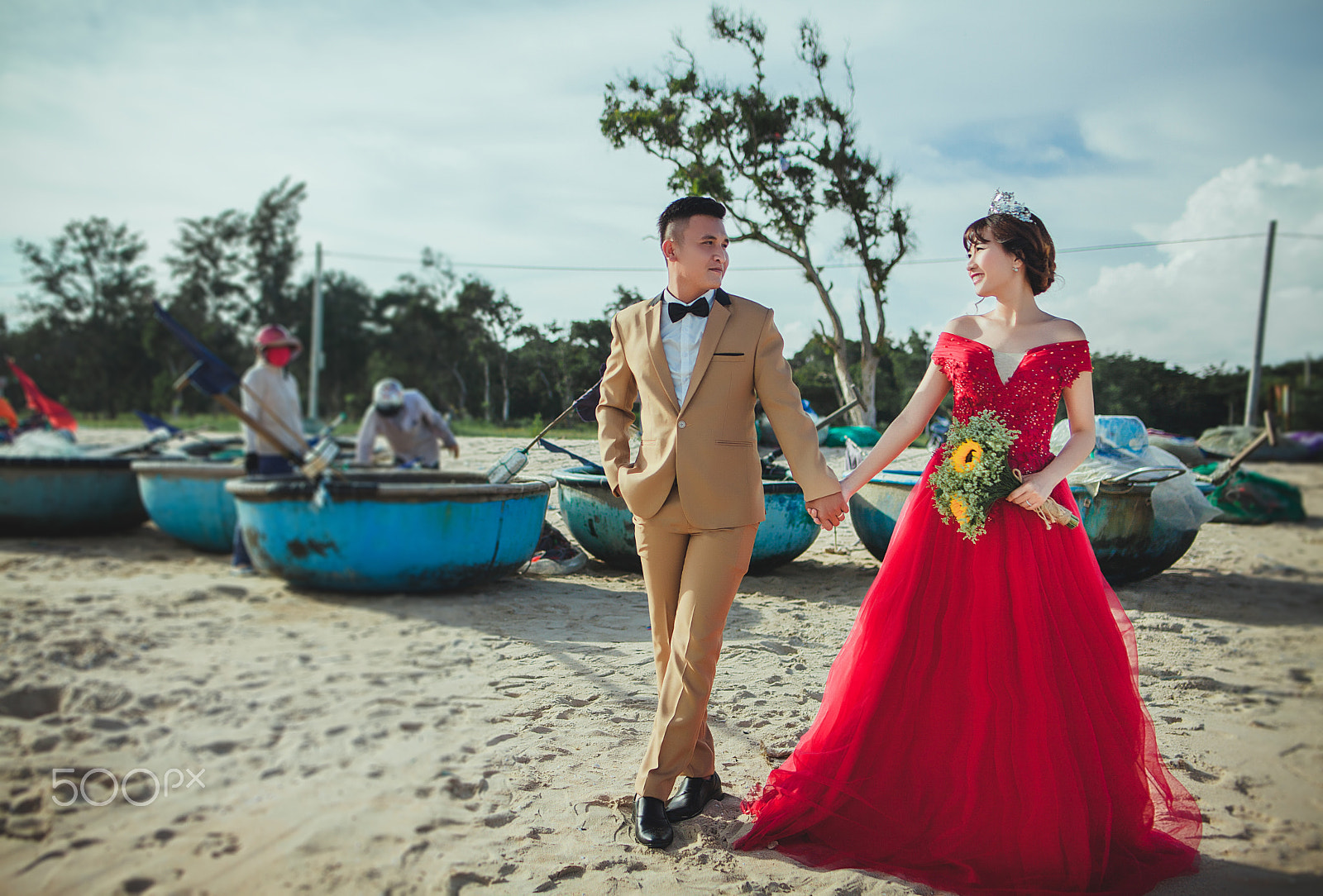 Canon EOS 5D Mark II + Tamron SP 35mm F1.8 Di VC USD sample photo. Wedding in ho coc beach photography