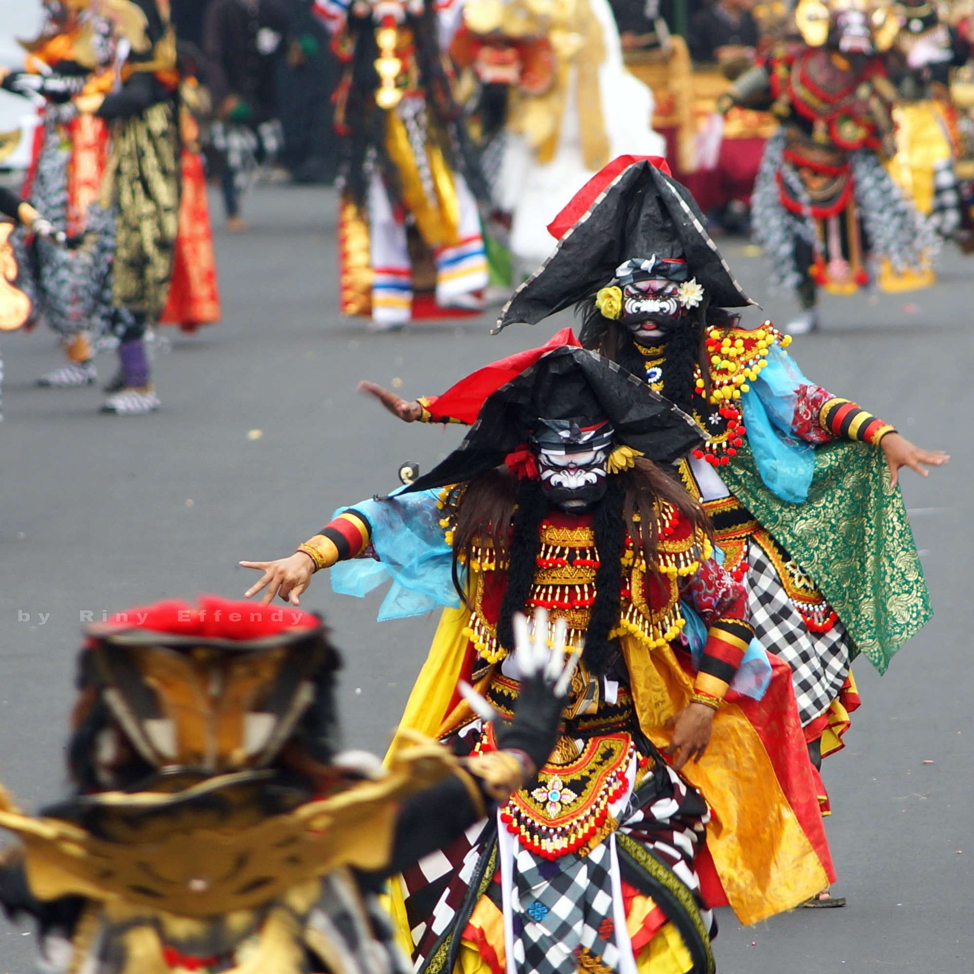 Sony SLT-A77 + Minolta/Sony AF 70-200mm F2.8 G sample photo. Bali culture @jember fashion carnaval -15, 20160828, east java, indonesia photography