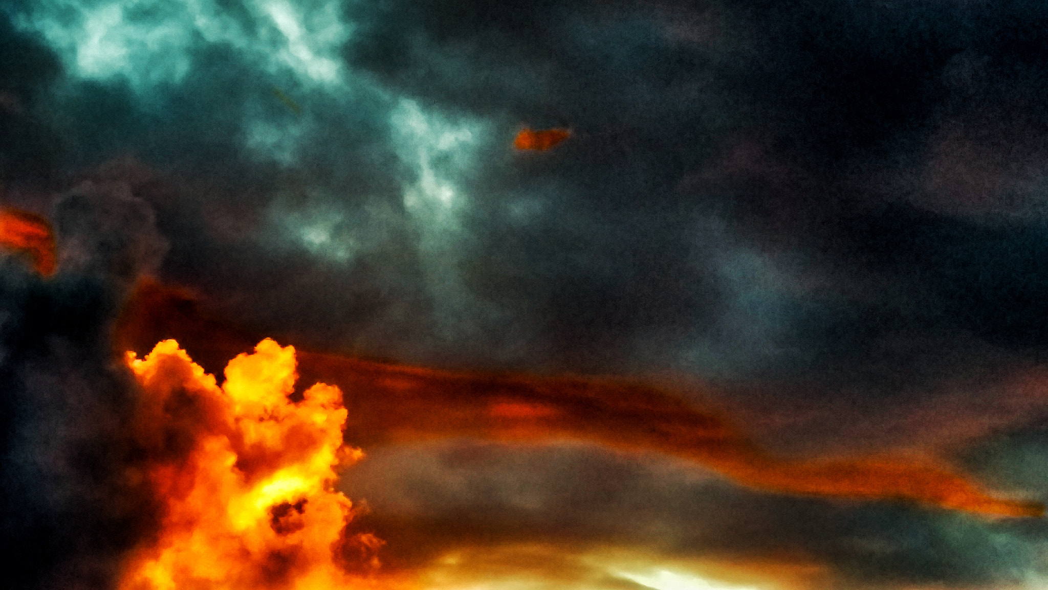 HTC M9 sample photo. Heart in flames photography