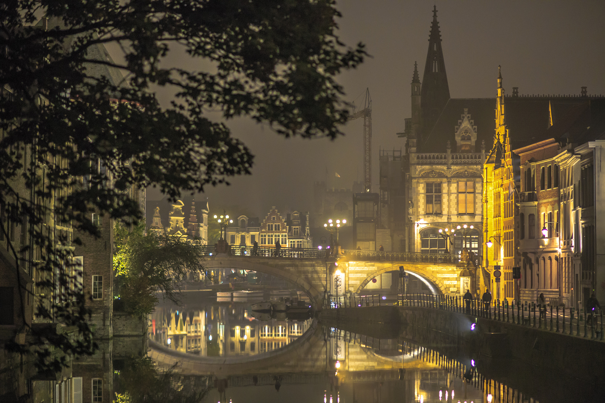 Canon EOS 6D + Canon EF 100mm F2.0 USM sample photo. Gent at night photography