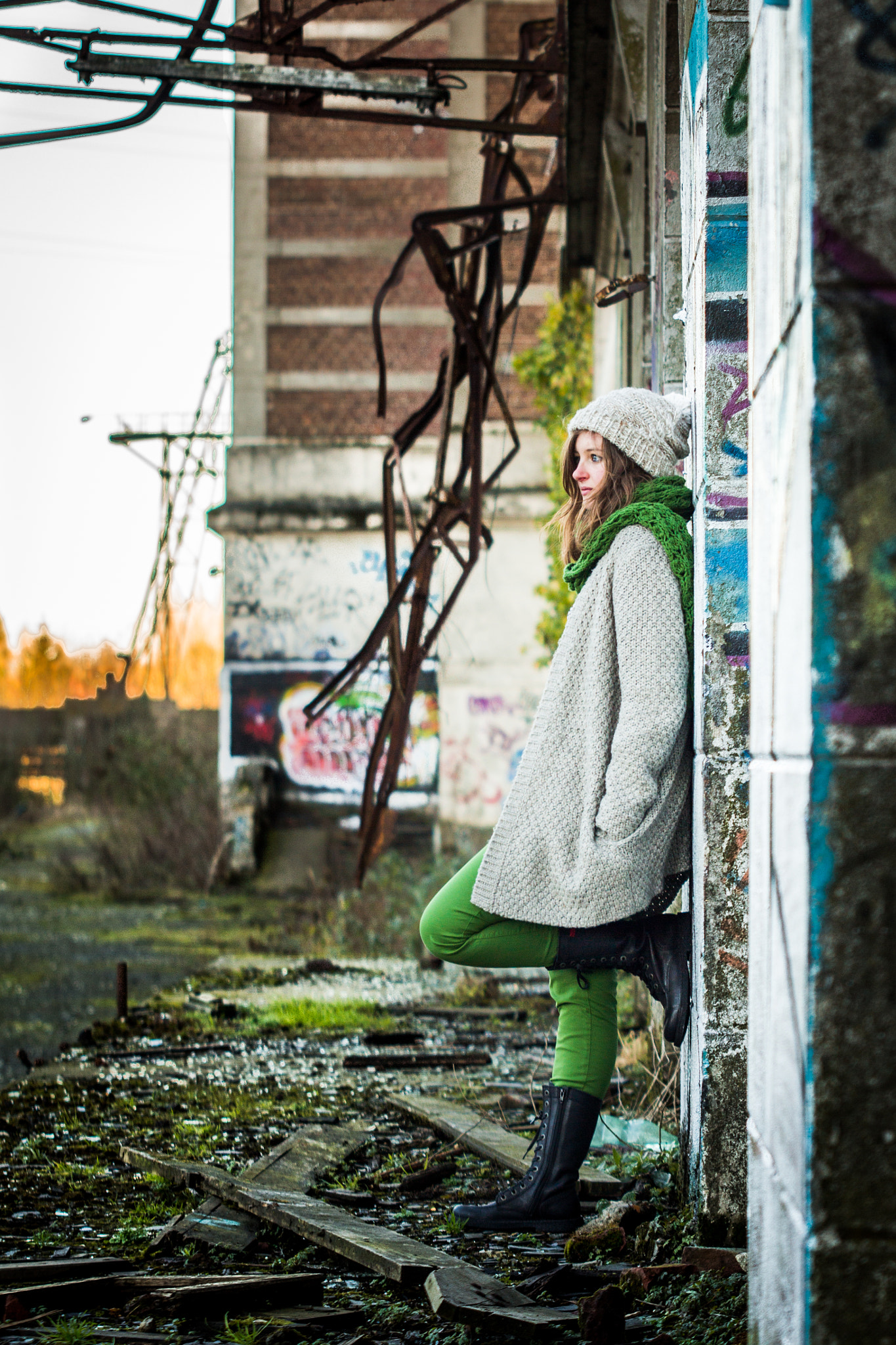Sigma 70-200mm F2.8 EX DG OS HSM sample photo. Portrait urbex photography