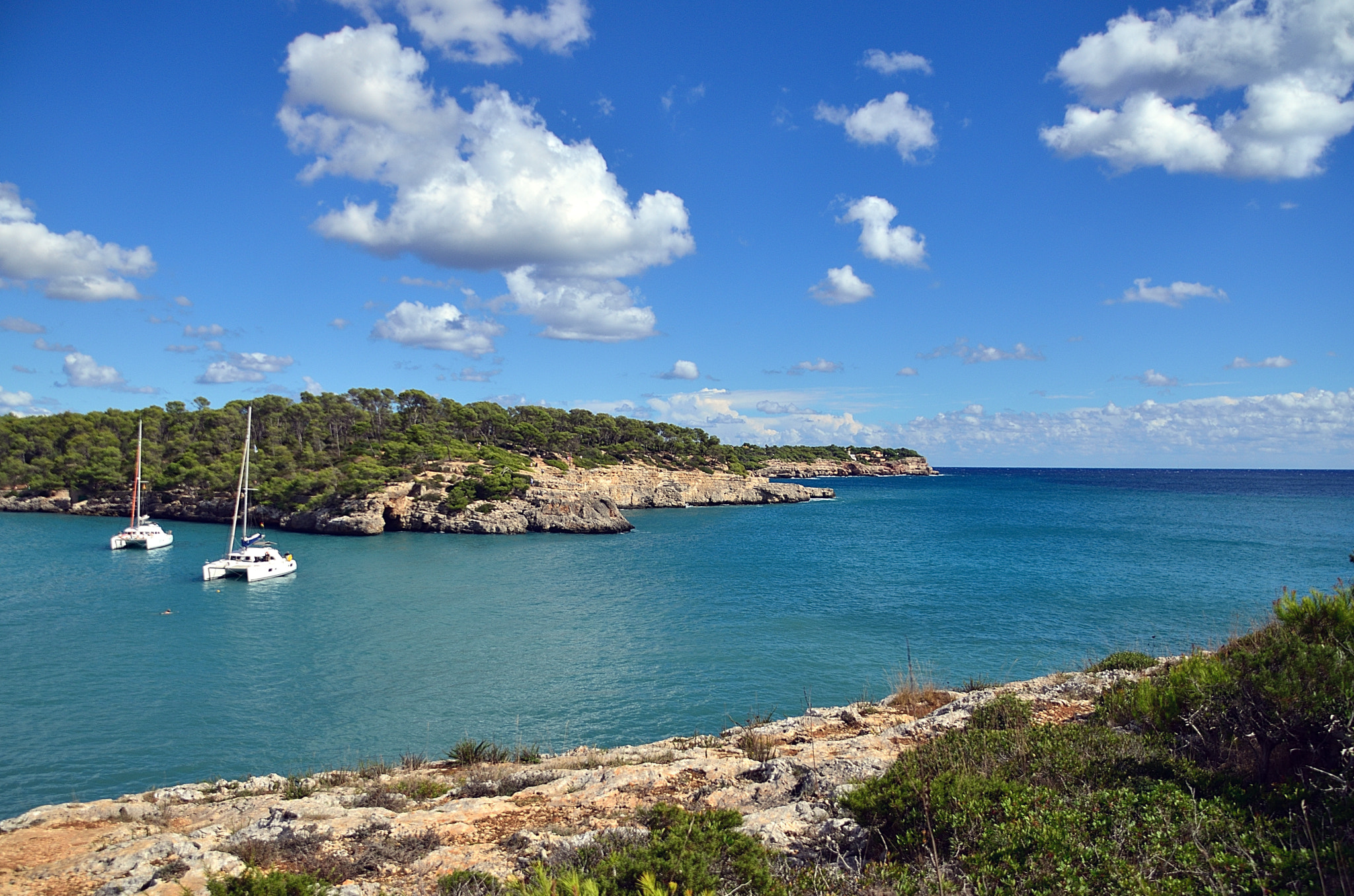 Nikon D7000 + Sigma 18-200mm F3.5-6.3 DC OS HSM sample photo. Cala s'amarador photography