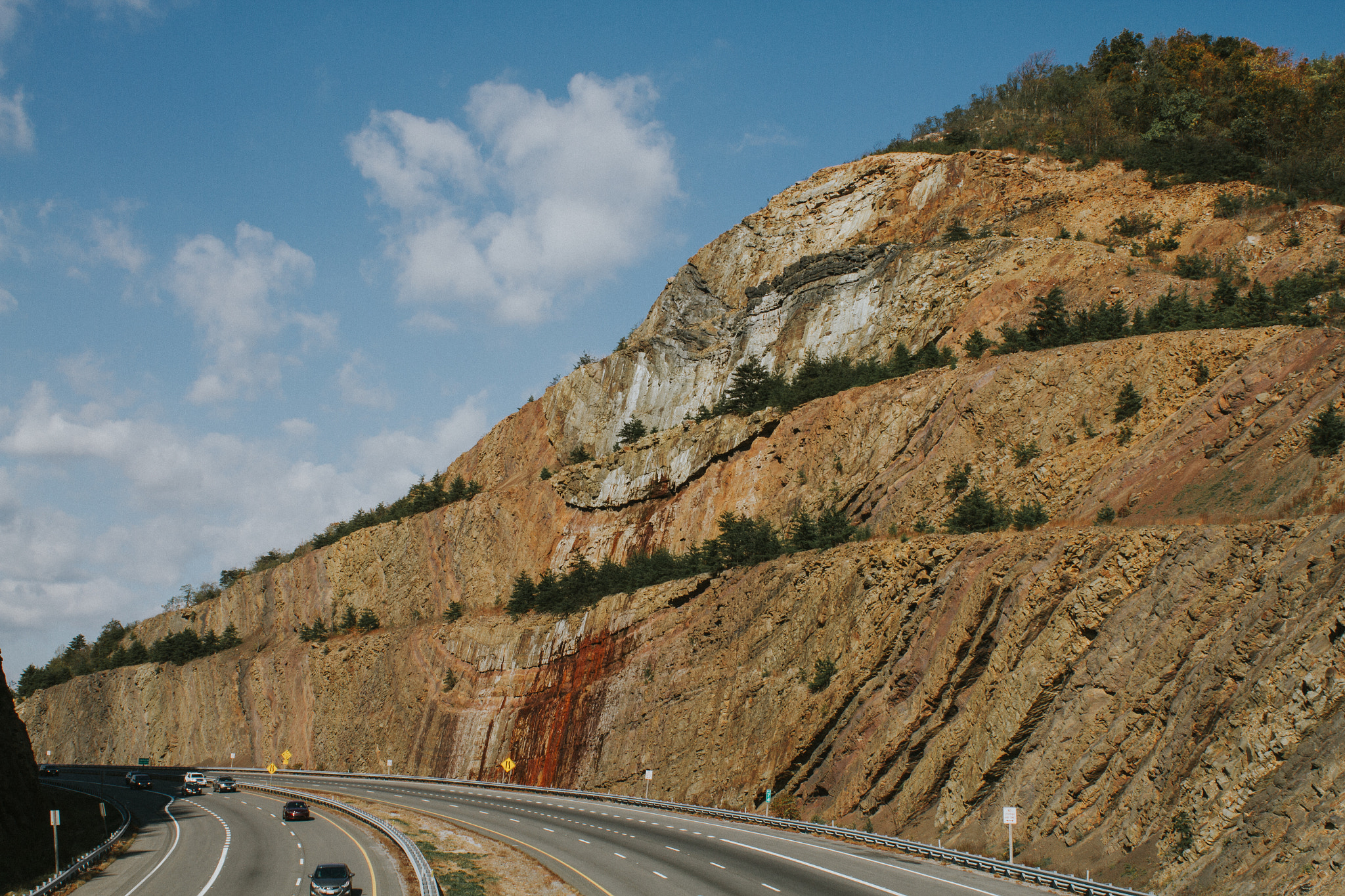 Canon EF 28mm F2.8 sample photo. Sideling hill photography