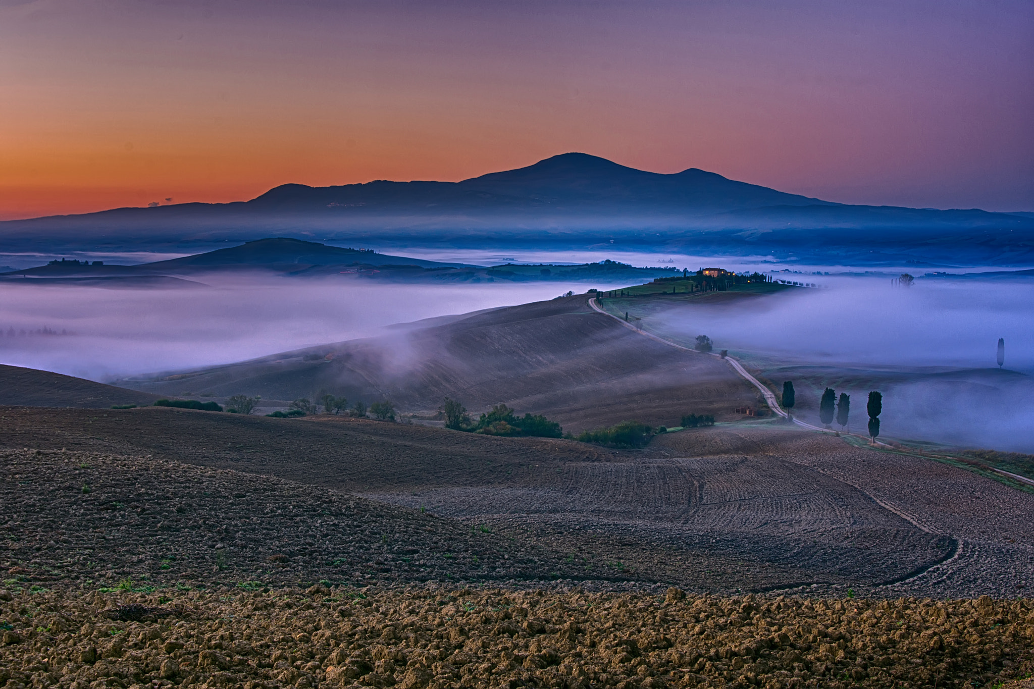 Nikon D7200 + Sigma 17-35mm F2.8-4 EX DG  Aspherical HSM sample photo. Fog and around photography