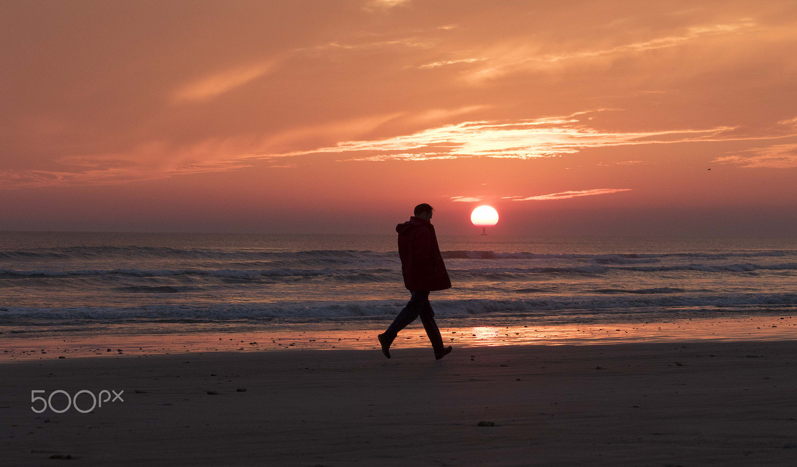 Canon EF-S 55-250mm F4-5.6 IS sample photo. Spectacular ile de ré sunset photography