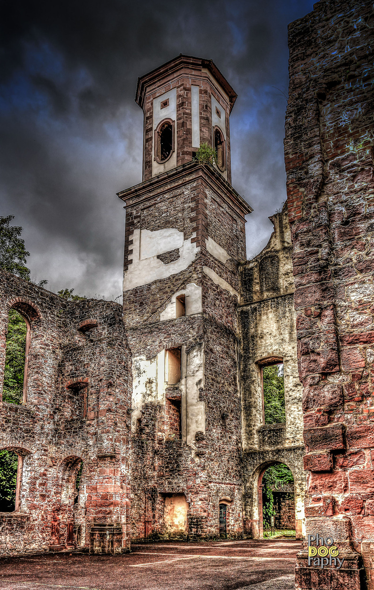 Canon EOS 100D (EOS Rebel SL1 / EOS Kiss X7) + Canon EF 17-40mm F4L USM sample photo. T he old abbey ruin photography