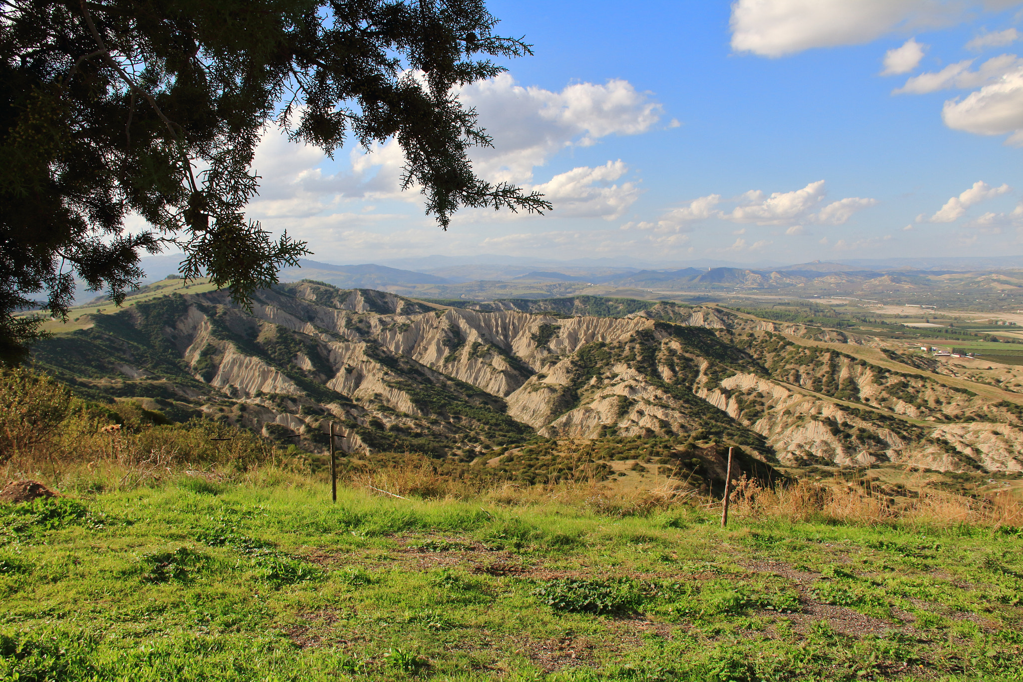 Canon EF-S 18-135mm F3.5-5.6 IS sample photo. Collina di anglona photography